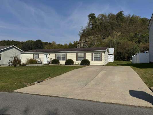 117 OVERLOOK DR, CLARKSBURG, WV 26301 - Image 1