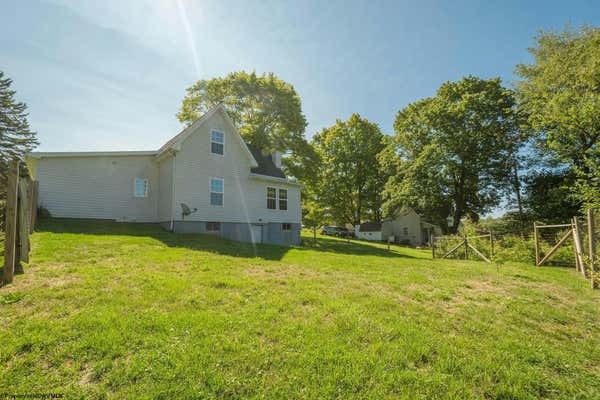 304 2ND ST, TERRA ALTA, WV 26764, photo 4 of 38