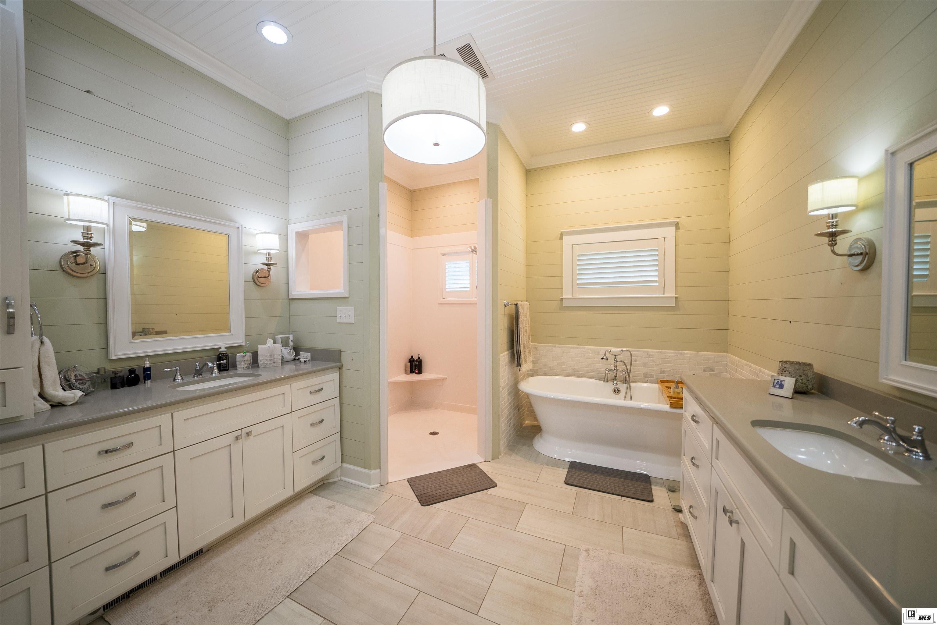 Ruston, Louisiana, 71270, United States, 3 Bedrooms Bedrooms, ,4 BathroomsBathrooms,Residential,Active,2007125