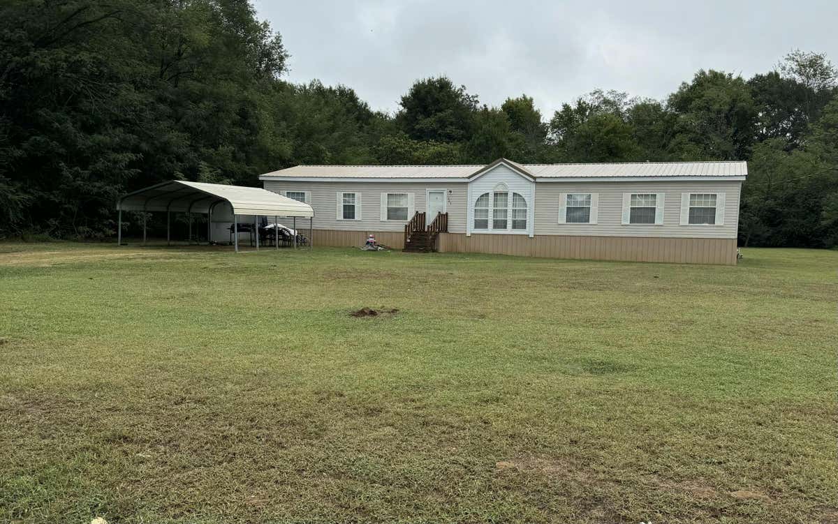 904 CENTRAL AVE, ECRU, MS 38841, photo 1 of 24