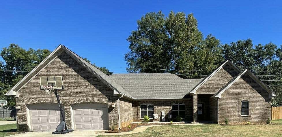 187 CREEKWOOD CIR, SALTILLO, MS 38866, photo 1 of 32