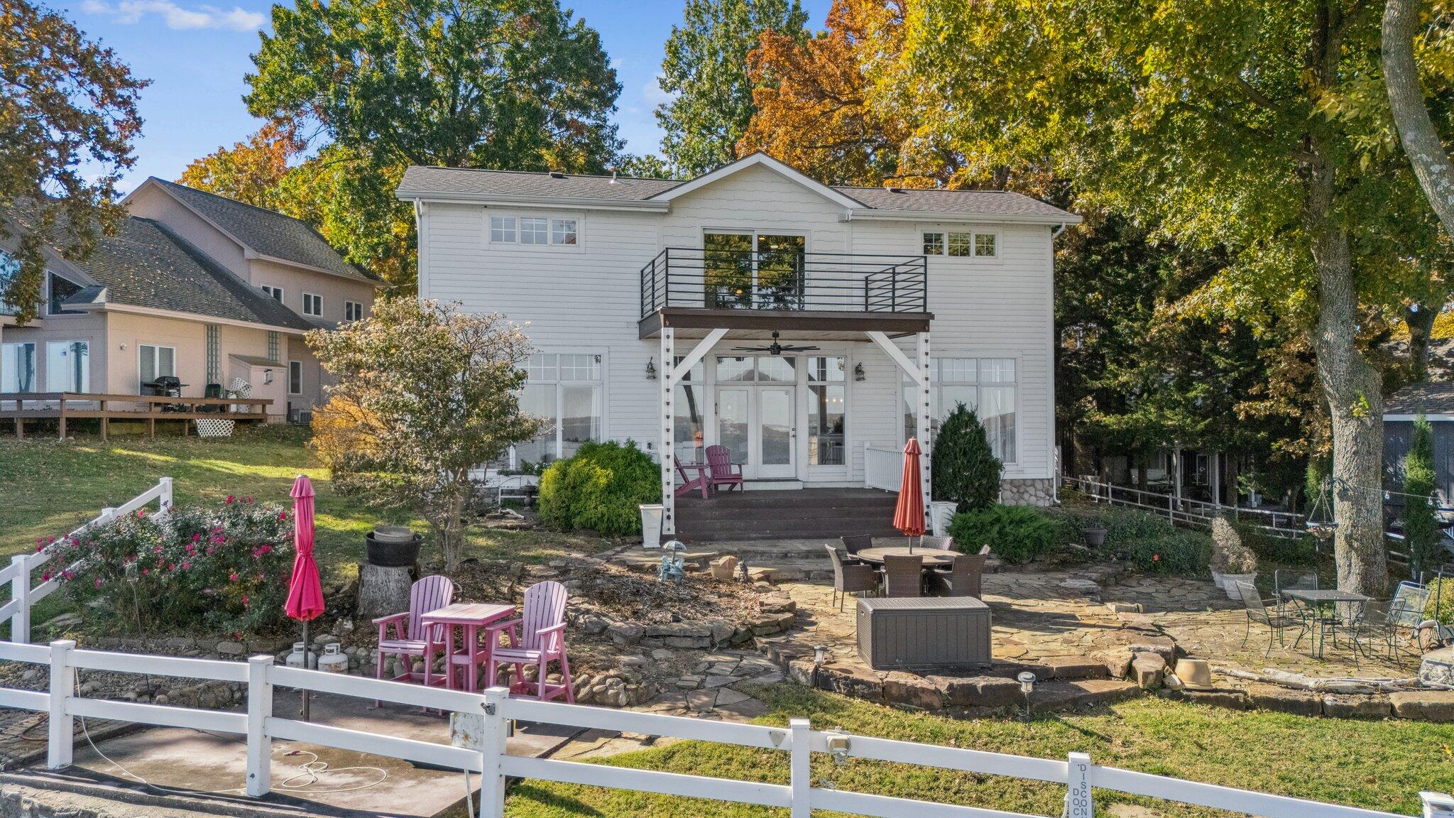 Afton, Oklahoma, 74331, United States, 3 Bedrooms Bedrooms, ,4 BathroomsBathrooms,Residential,Active,1993969