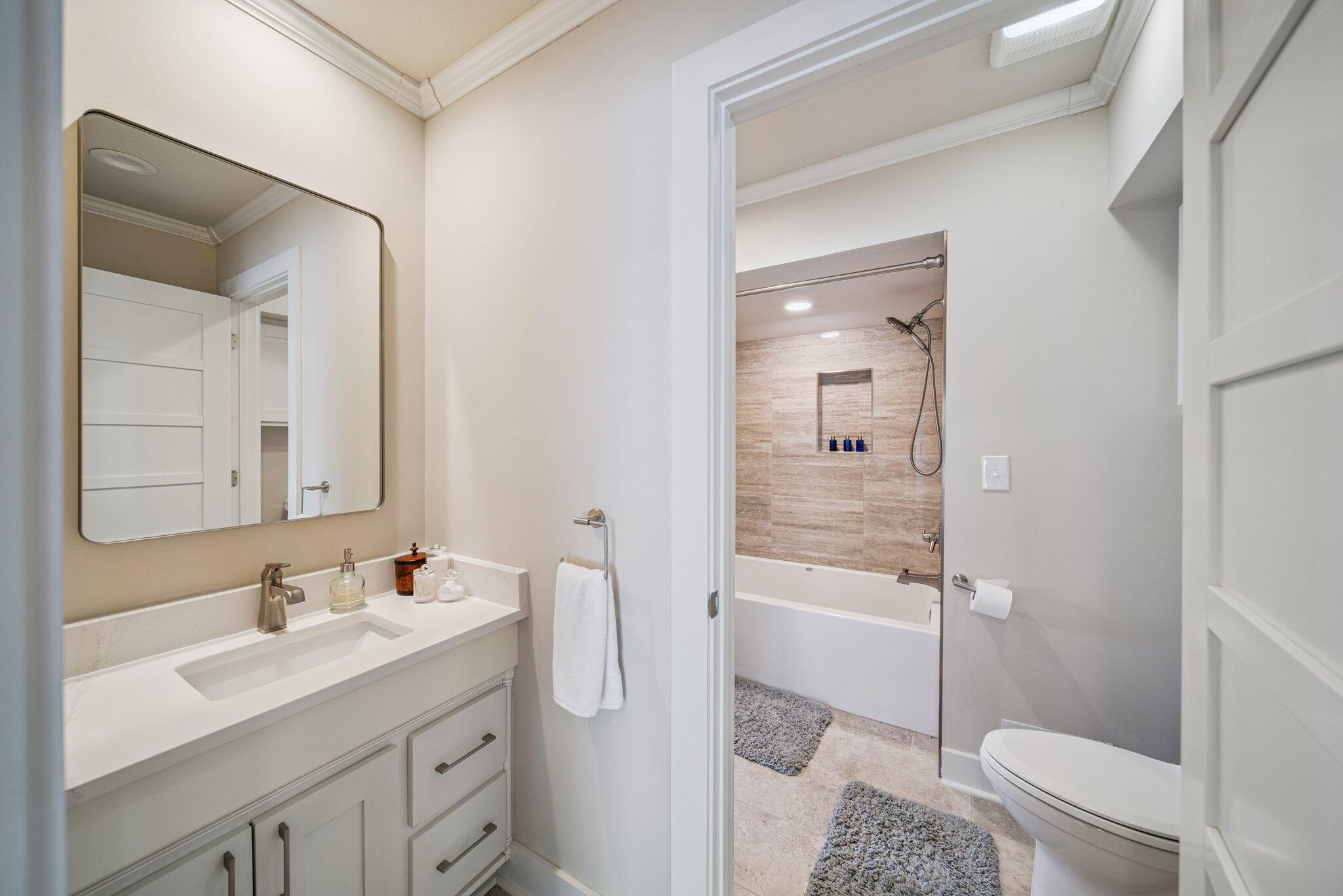 Afton, Oklahoma, 74331, United States, 3 Bedrooms Bedrooms, ,4 BathroomsBathrooms,Residential,Active,1993969