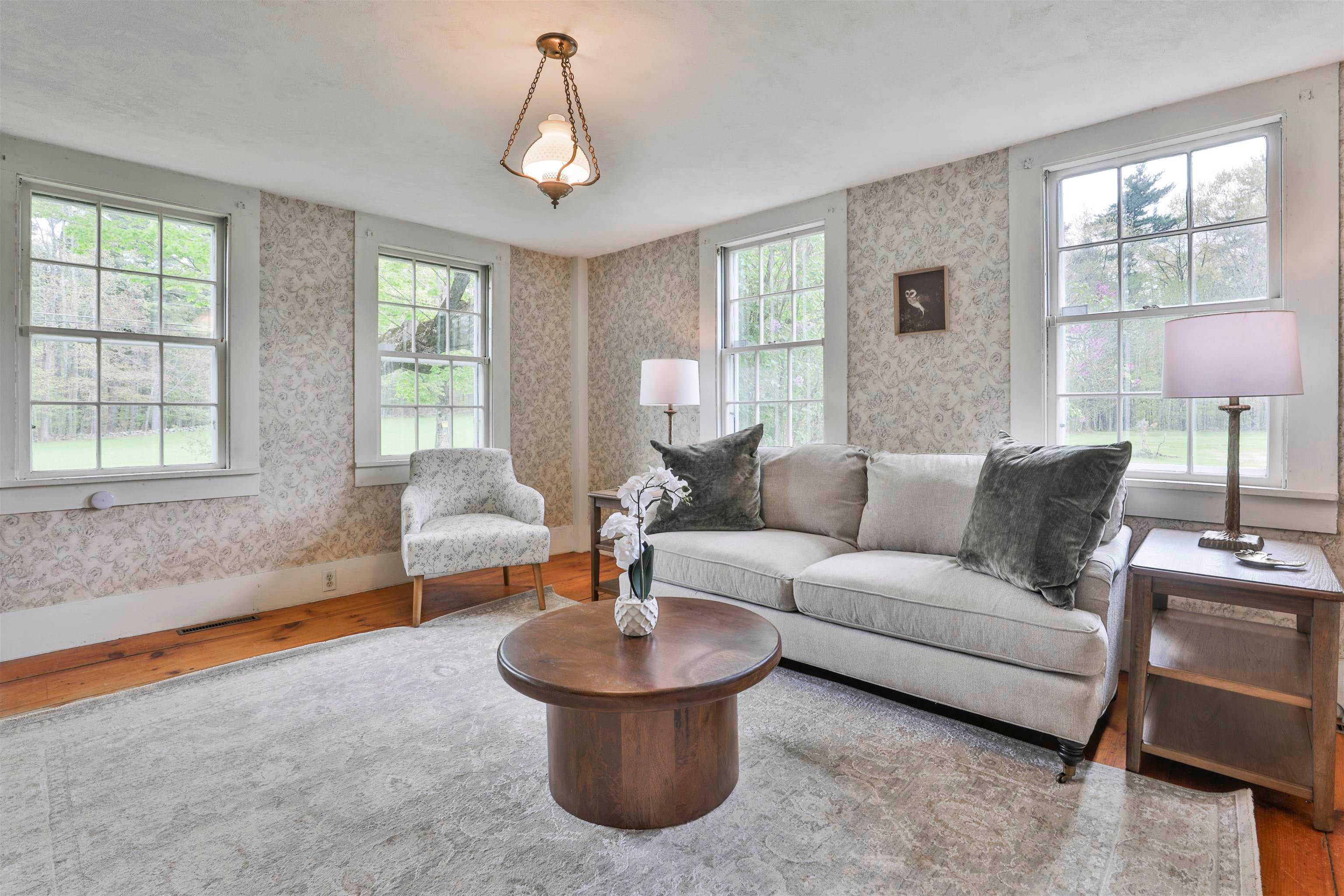 Derry, New Hampshire, 03038, United States, 3 Bedrooms Bedrooms, ,2 BathroomsBathrooms,Residential,Pending,2045748