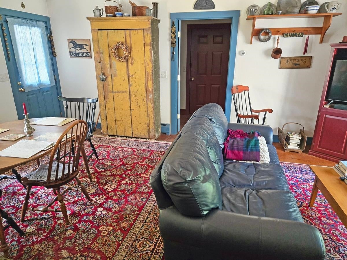 Hartford, Vermont, 05001, United States, 4 Bedrooms Bedrooms, ,4 BathroomsBathrooms,Residential,Active,1941371