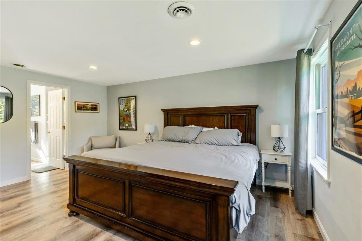 Warren, Vermont, 05674, United States, 5 Bedrooms Bedrooms, ,4 BathroomsBathrooms,Residential,Active,1843881