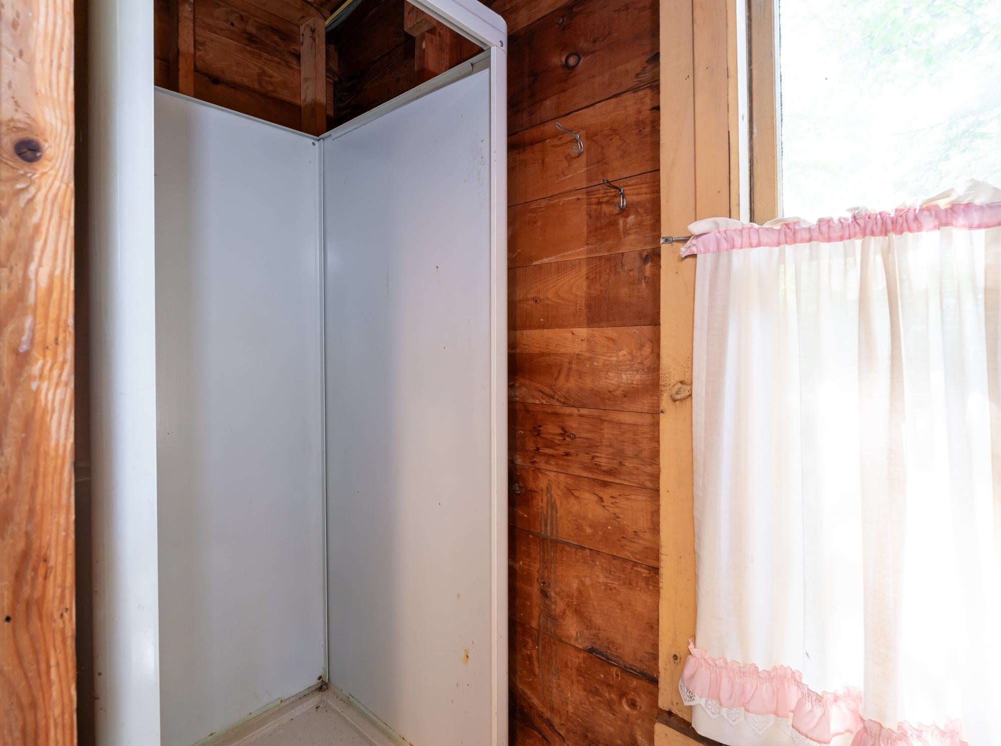 Meredith, New Hampshire, 03253, United States, 3 Bedrooms Bedrooms, ,2 BathroomsBathrooms,Residential,Active,1849489
