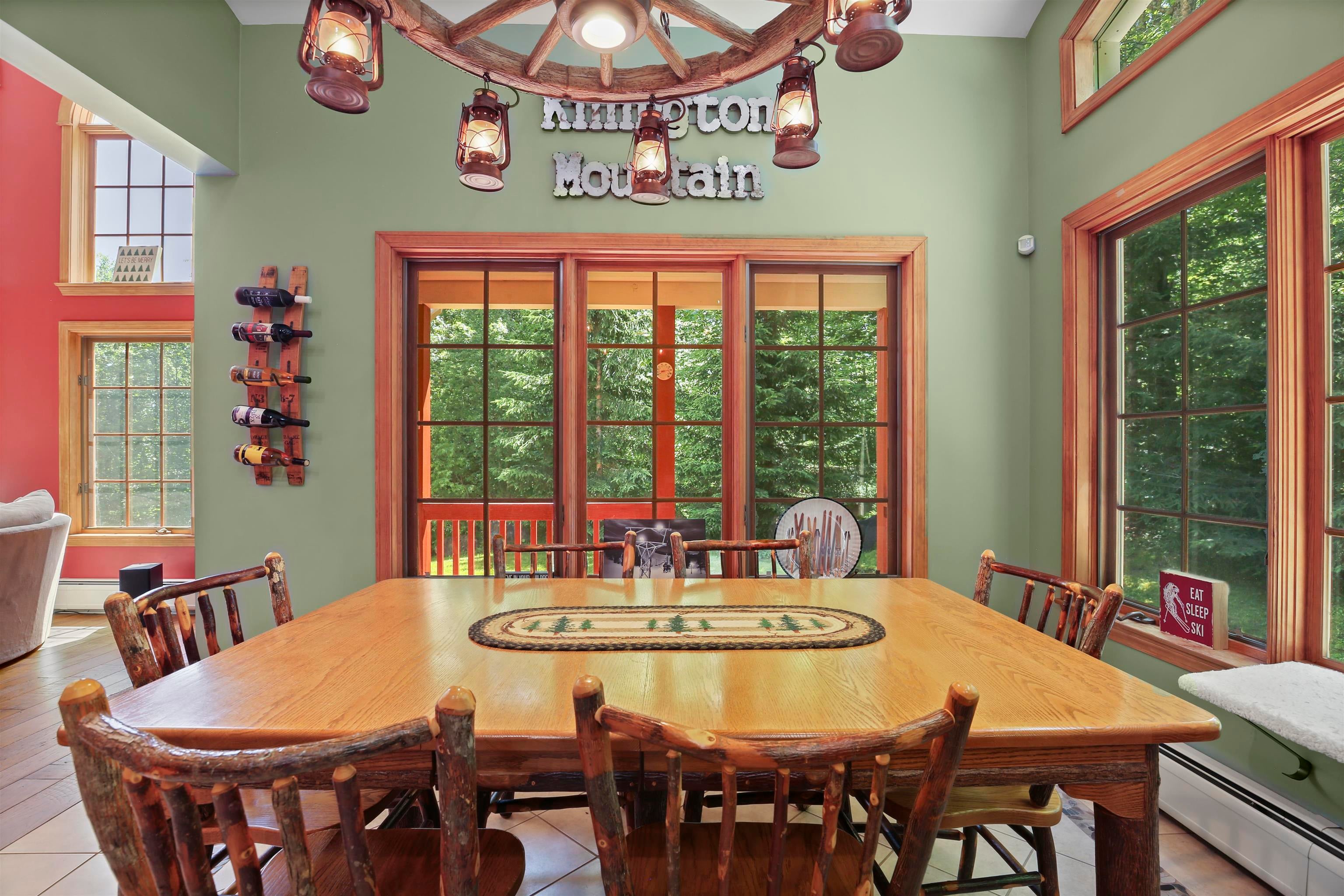 Killington, Vermont, 05751, United States, 3 Bedrooms Bedrooms, ,3 BathroomsBathrooms,Residential,Active,1884979