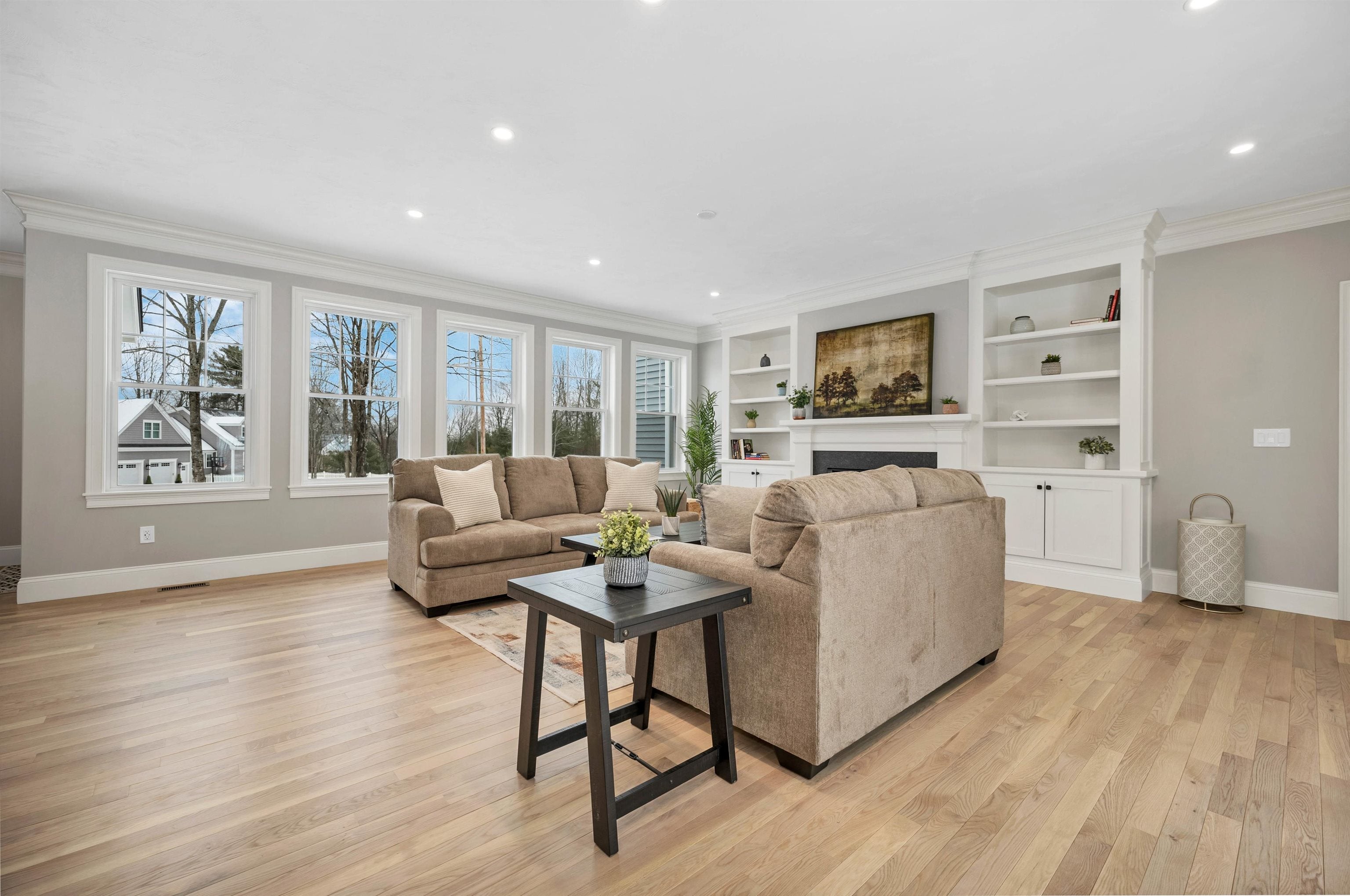 Meredith, New Hampshire, 03253, United States, 4 Bedrooms Bedrooms, ,5 BathroomsBathrooms,Residential,Active,1970998