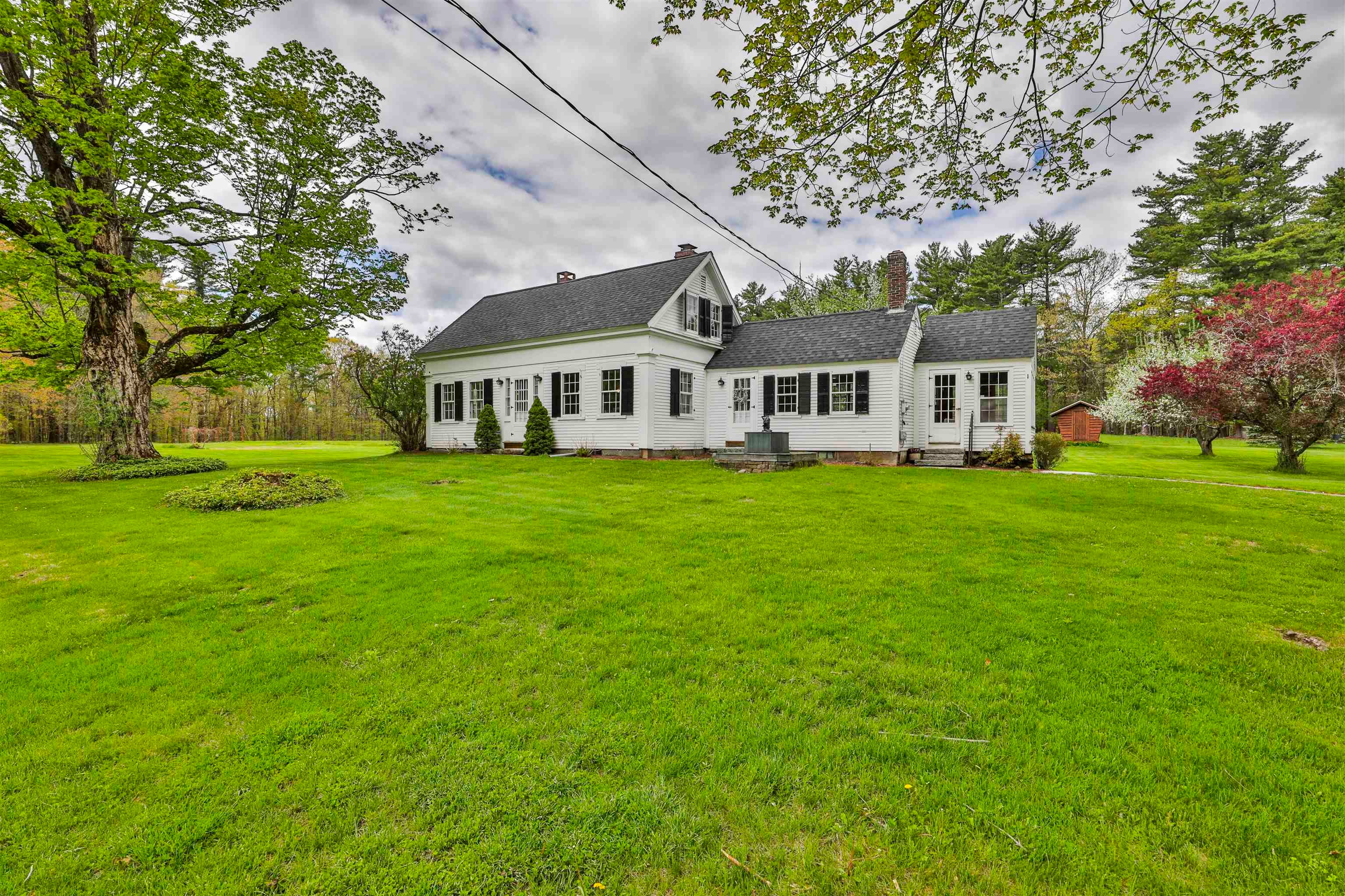 Derry, New Hampshire, 03038, United States, 3 Bedrooms Bedrooms, ,2 BathroomsBathrooms,Residential,Pending,2045748