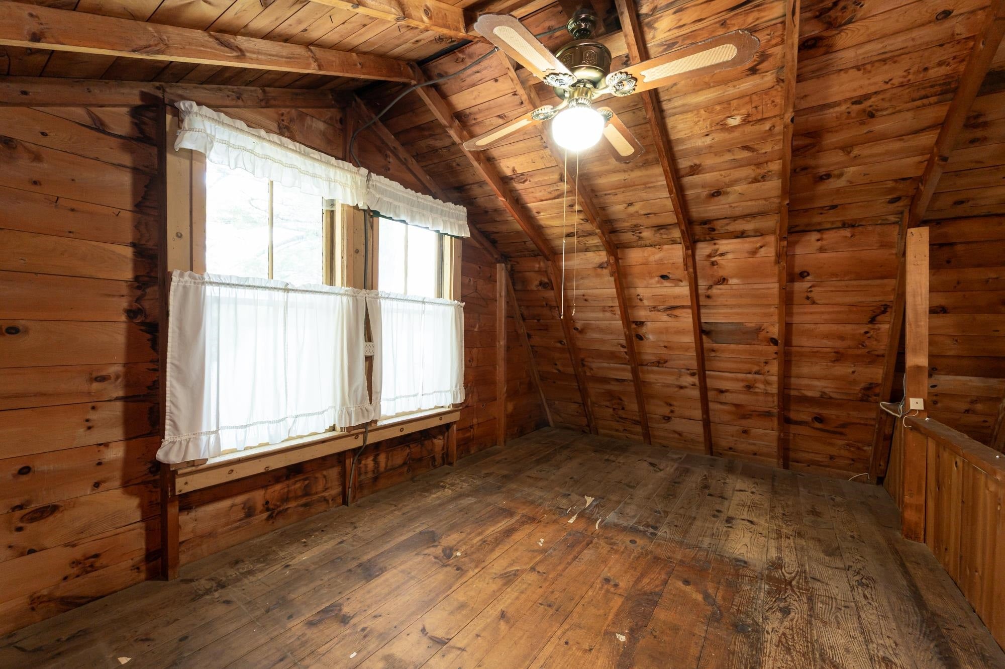 Meredith, New Hampshire, 03253, United States, 3 Bedrooms Bedrooms, ,2 BathroomsBathrooms,Residential,Active,1849489