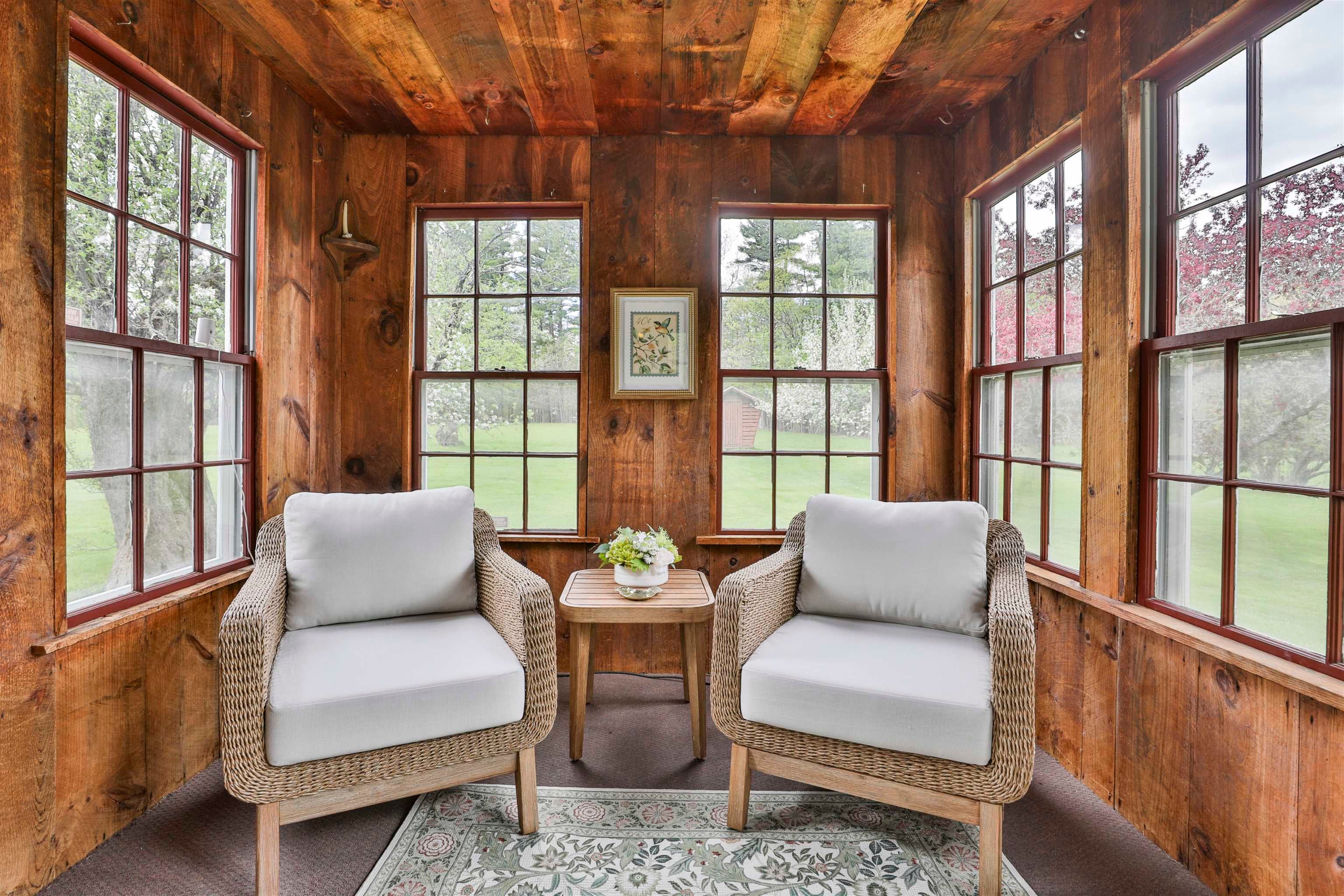 Derry, New Hampshire, 03038, United States, 3 Bedrooms Bedrooms, ,2 BathroomsBathrooms,Residential,Pending,2045748