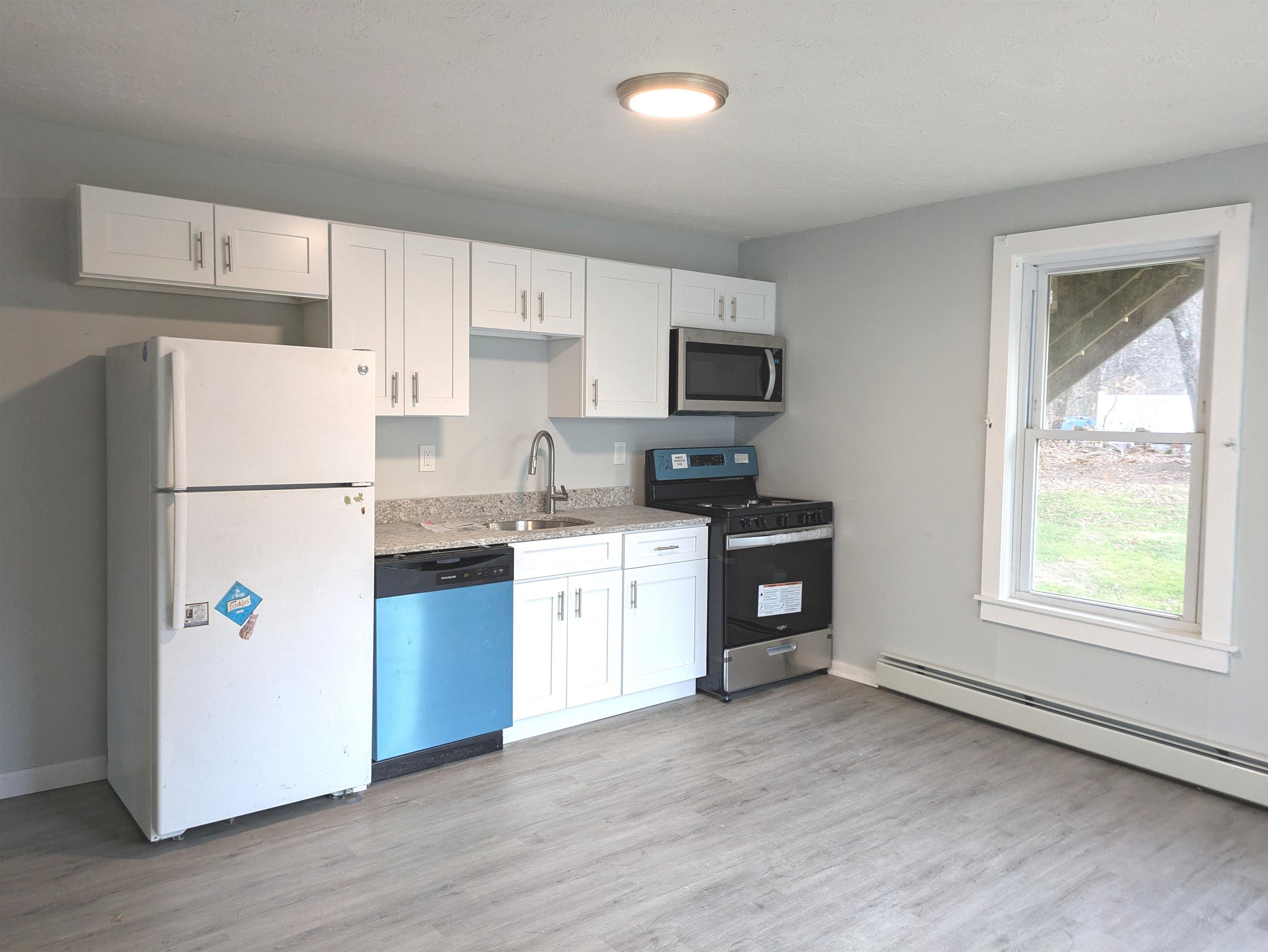Salem, New Hampshire, 03079, United States, ,Residential,Active,1820330