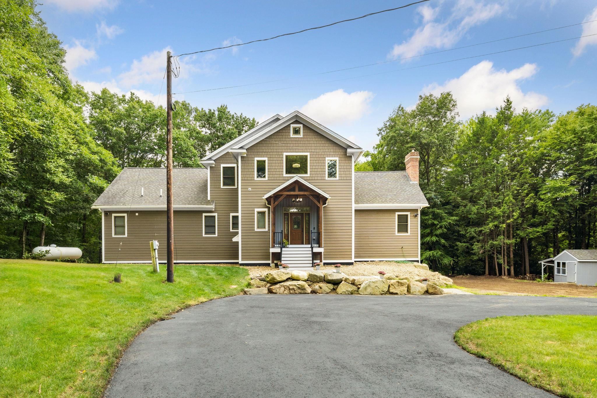 Bedford, New Hampshire, 03110, United States, 7 Bedrooms Bedrooms, ,6 BathroomsBathrooms,Residential,Active,1703132