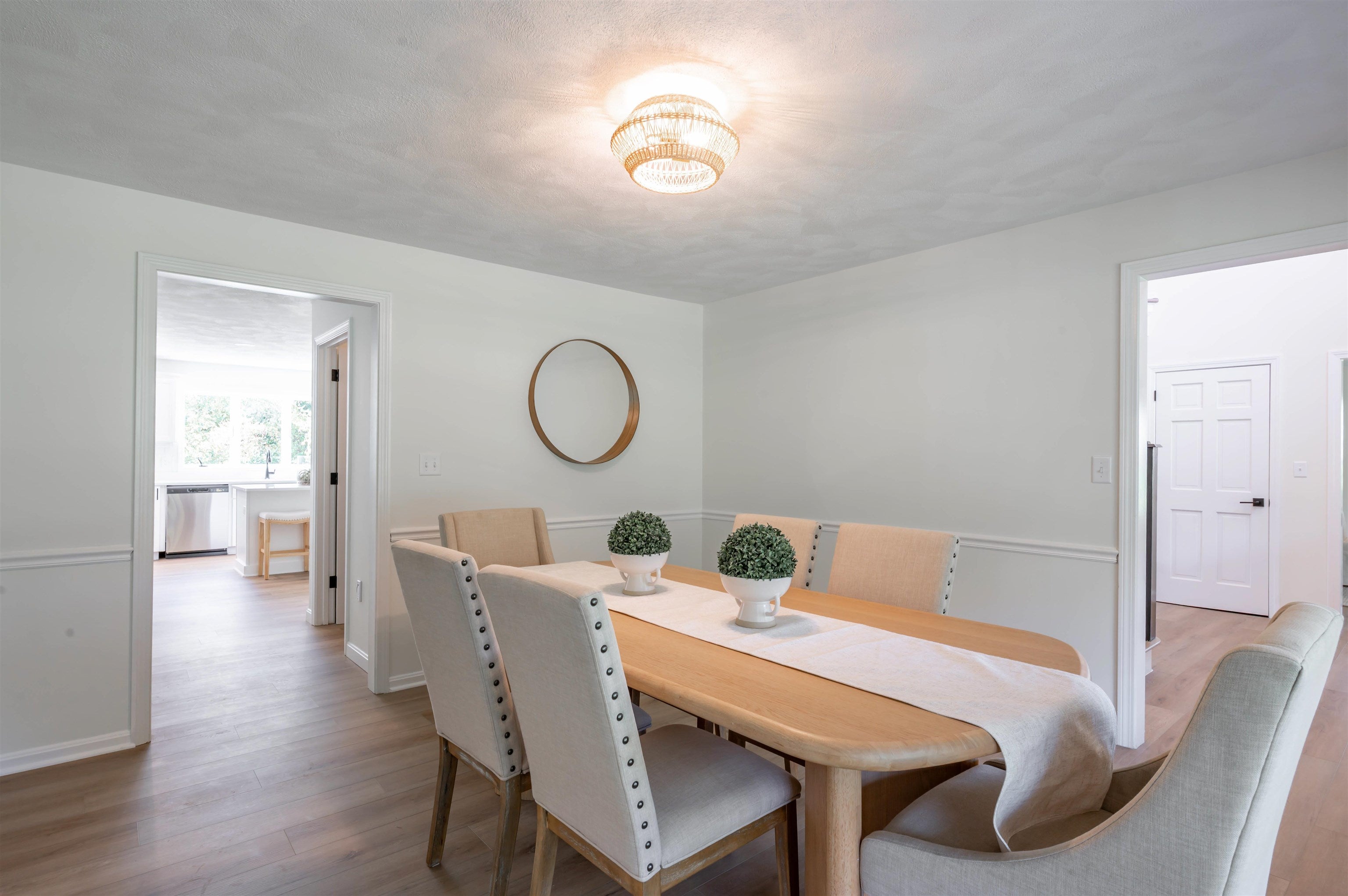 Salem, New Hampshire, 03079, United States, 4 Bedrooms Bedrooms, ,4 BathroomsBathrooms,Residential,Active,1953671