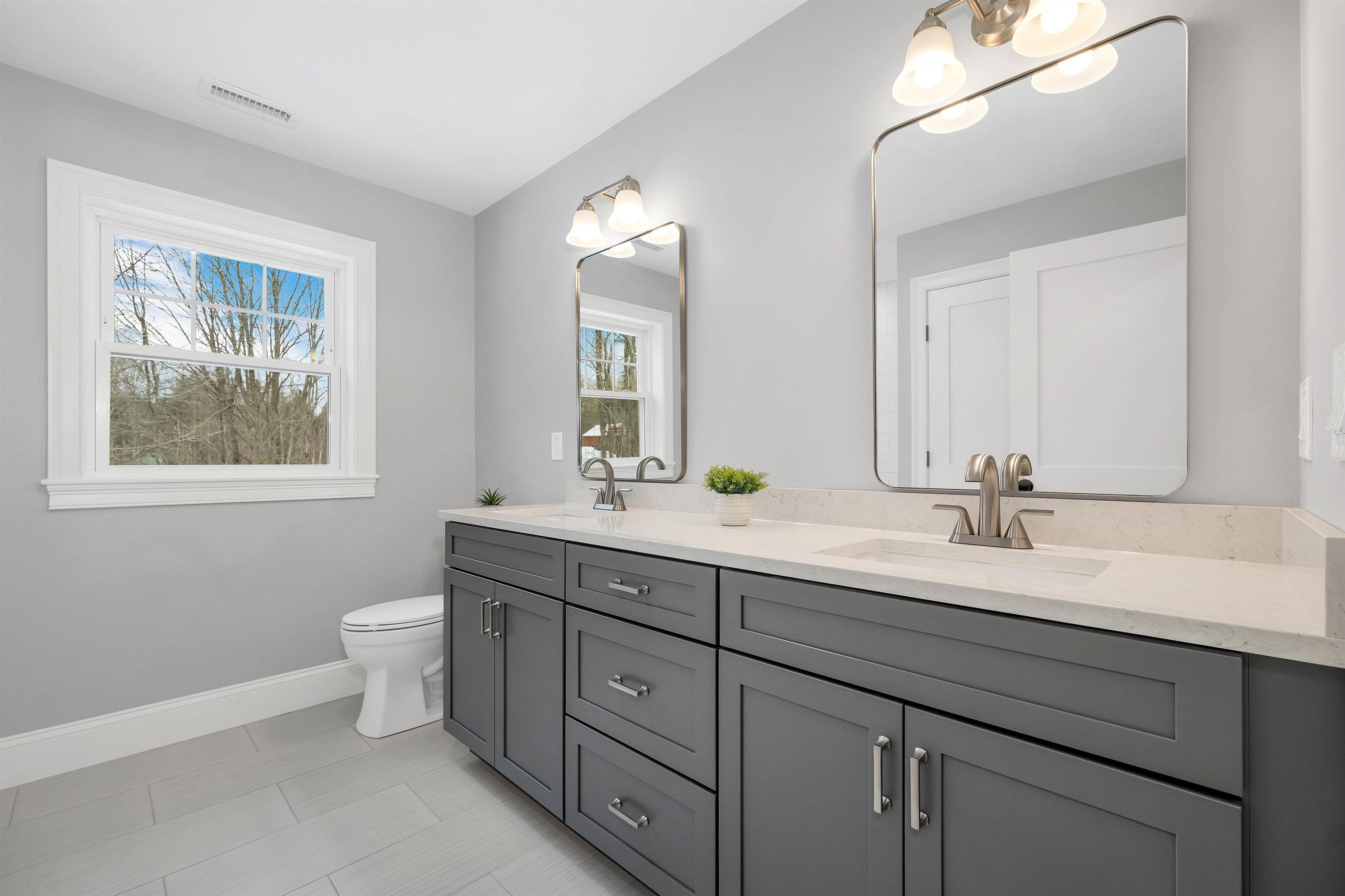 Meredith, New Hampshire, 03253, United States, 4 Bedrooms Bedrooms, ,5 BathroomsBathrooms,Residential,Active,1970998