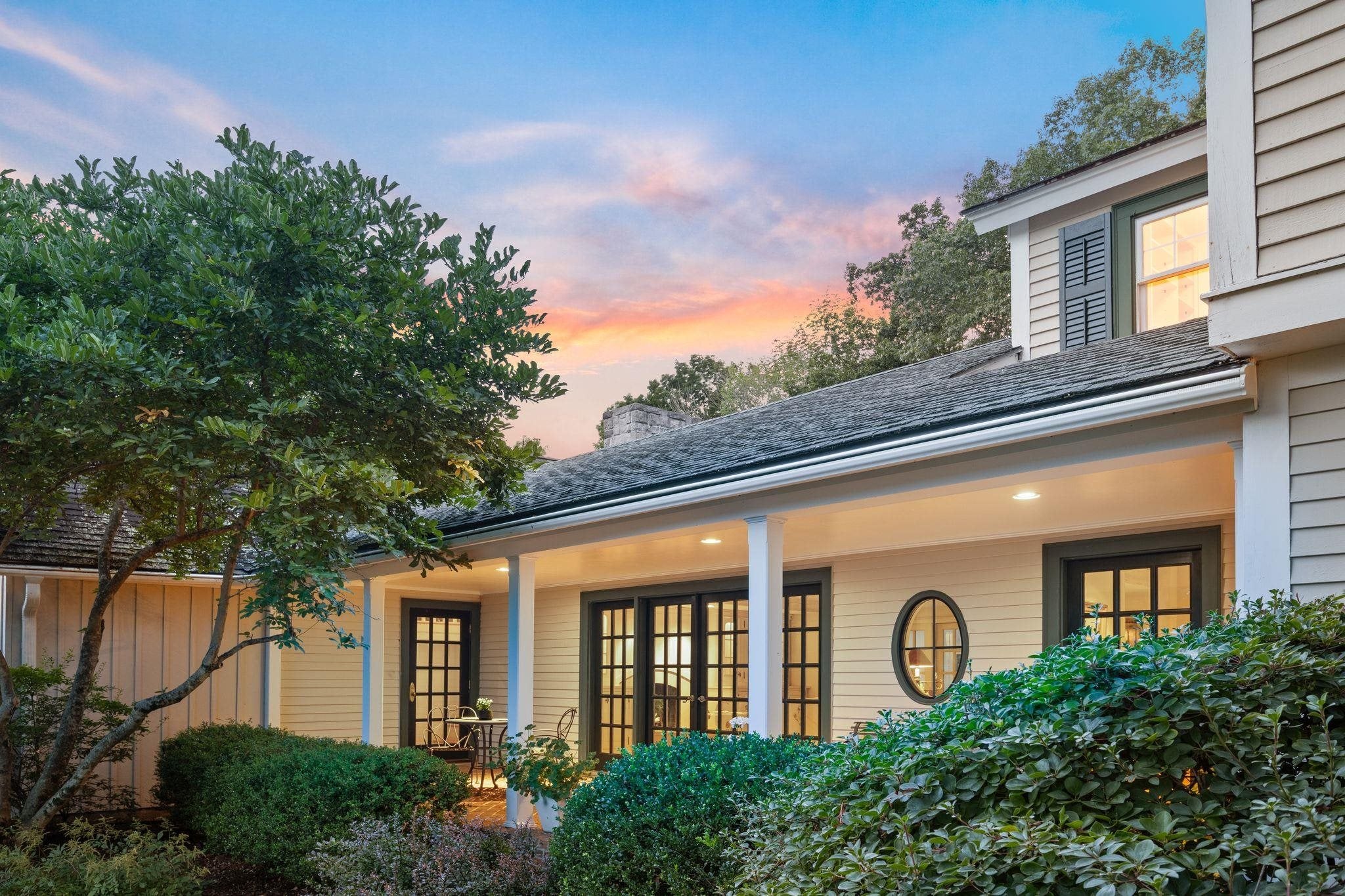 Hampton Falls, New Hampshire, 03844, United States, 4 Bedrooms Bedrooms, ,4 BathroomsBathrooms,Residential,Pending,2006809