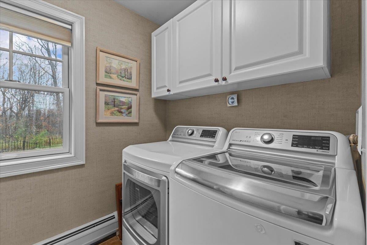 Essex, Vermont, 05452, United States, 4 Bedrooms Bedrooms, ,3 BathroomsBathrooms,Residential,Active,1973542