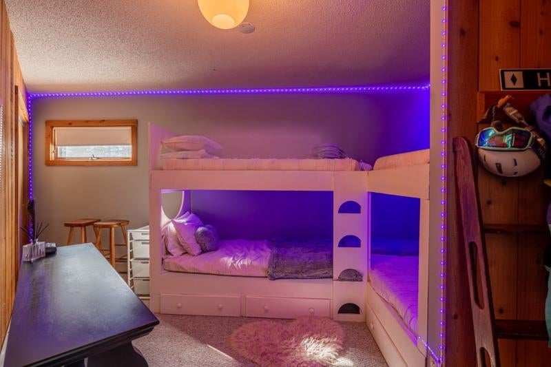 Peru, Vermont, 05152, United States, 5 Bedrooms Bedrooms, ,5 BathroomsBathrooms,Residential,Active,2014570