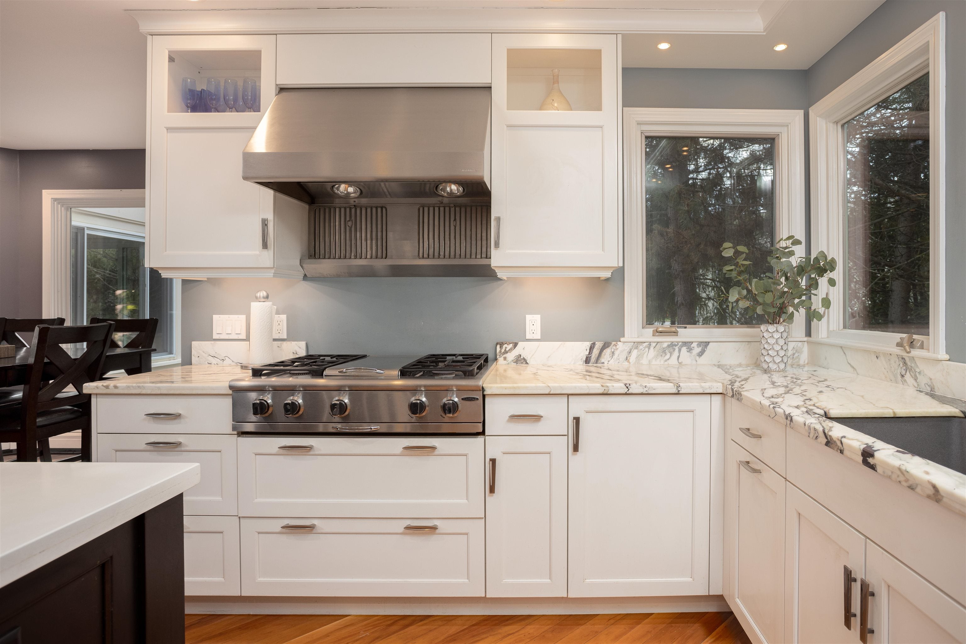 Shelburne, Vermont, 05482, United States, 3 Bedrooms Bedrooms, ,4 BathroomsBathrooms,Residential,Active,1962170