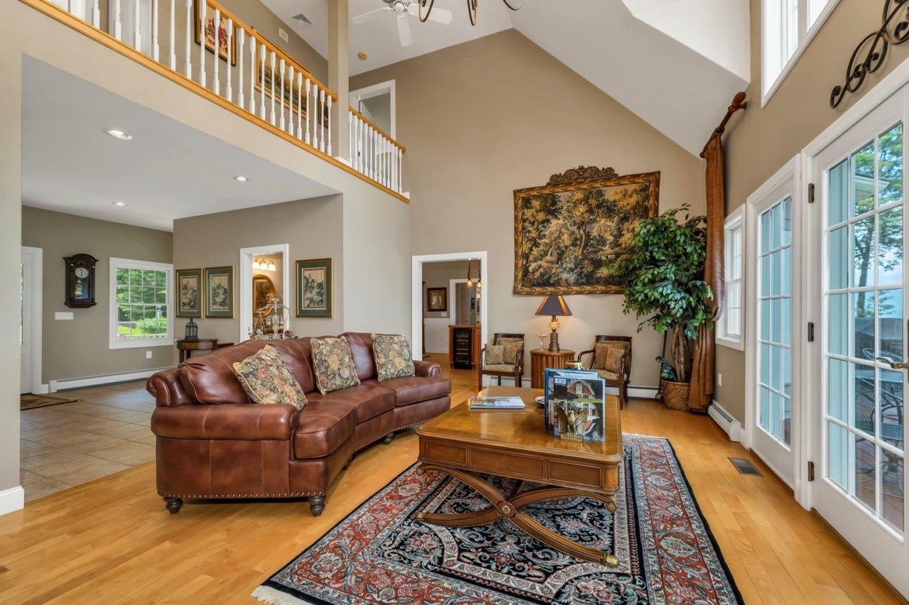 Center Harbor, New Hampshire, 03226, United States, 4 Bedrooms Bedrooms, ,5 BathroomsBathrooms,Residential,Active,1904713