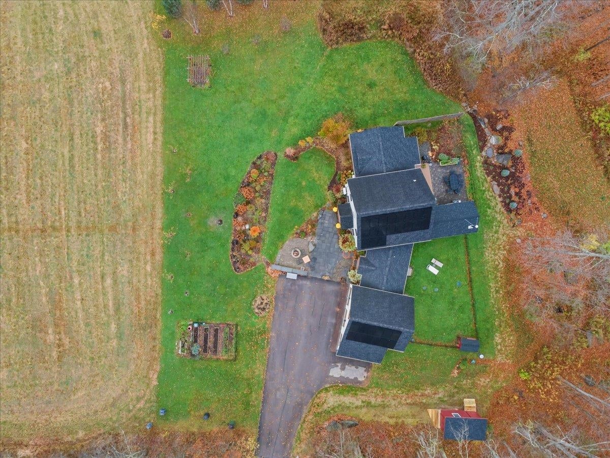 Essex, Vermont, 05452, United States, 4 Bedrooms Bedrooms, ,3 BathroomsBathrooms,Residential,Active,1973542