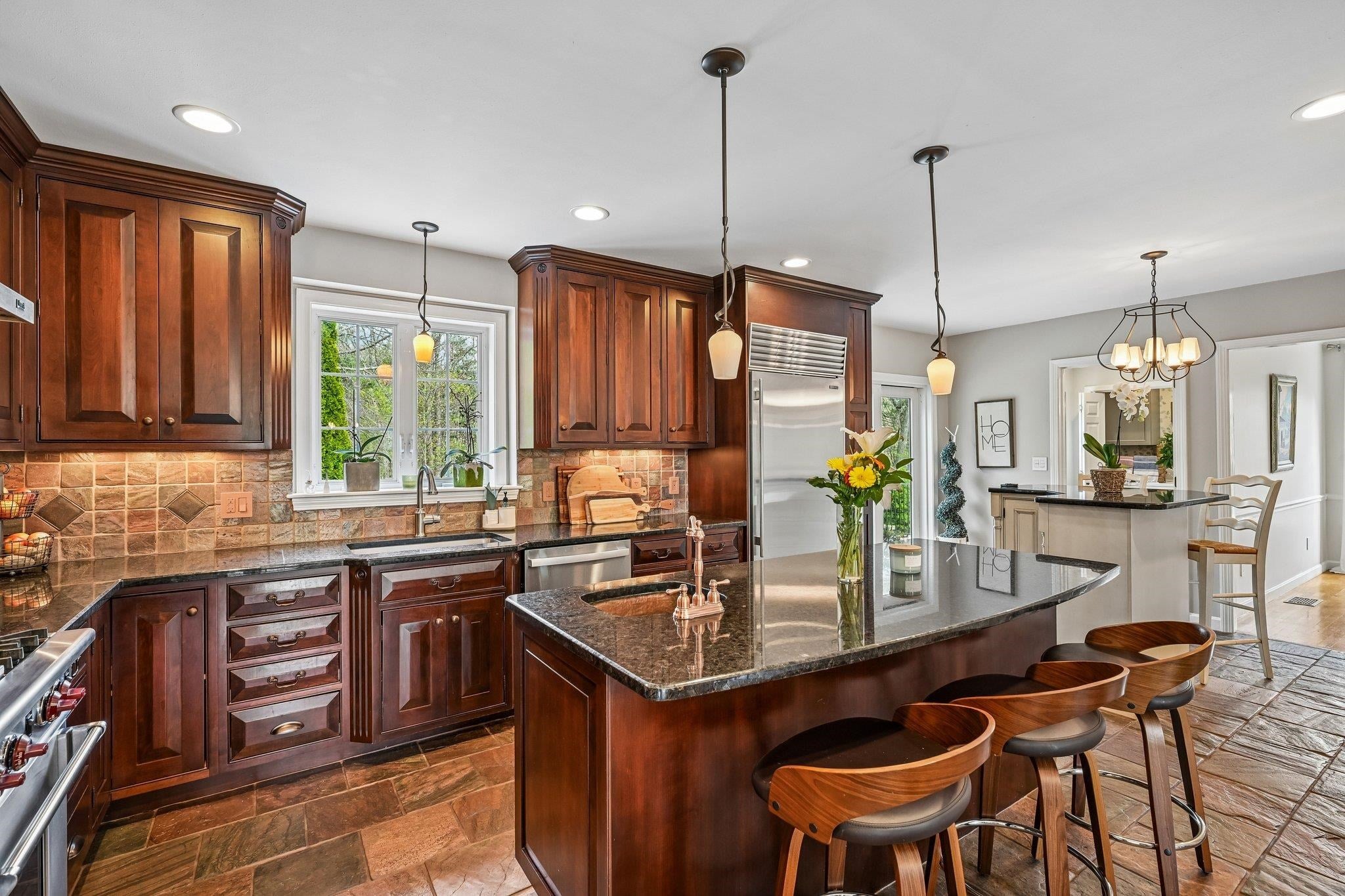Windham, New Hampshire, 03087, United States, 4 Bedrooms Bedrooms, ,3 BathroomsBathrooms,Residential,Active,2044185