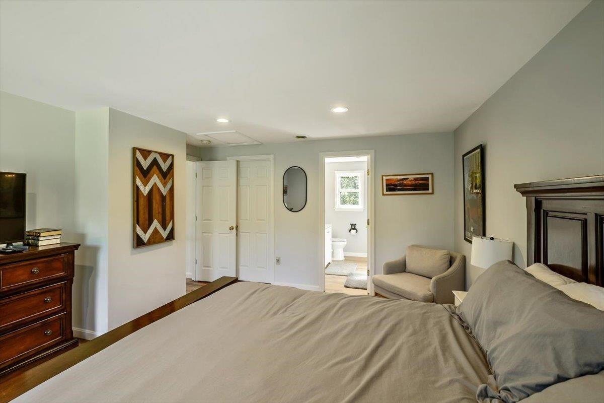 Warren, Vermont, 05674, United States, 5 Bedrooms Bedrooms, ,4 BathroomsBathrooms,Residential,Active,1843881