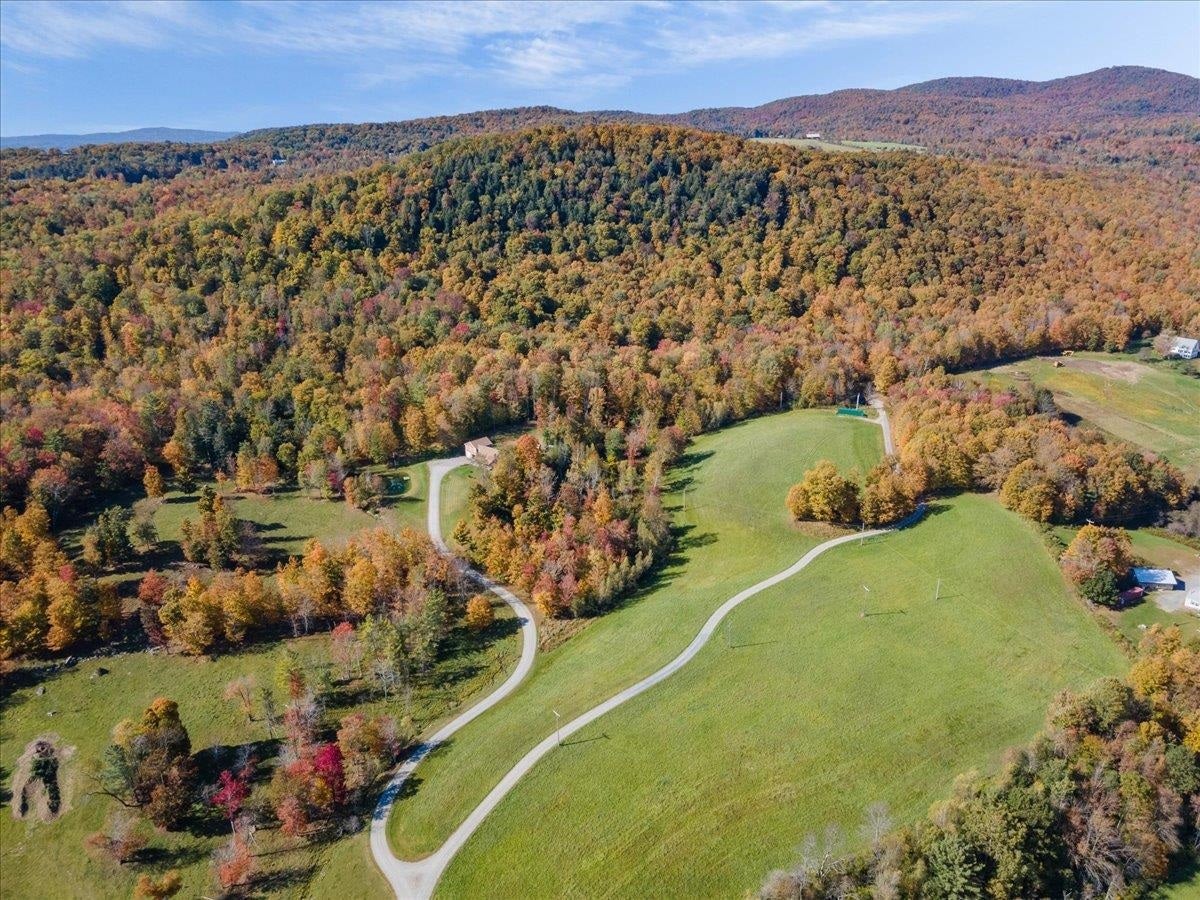 Underhill, Vermont, 05489, United States, ,3 BathroomsBathrooms,Residential,Pending,1702625