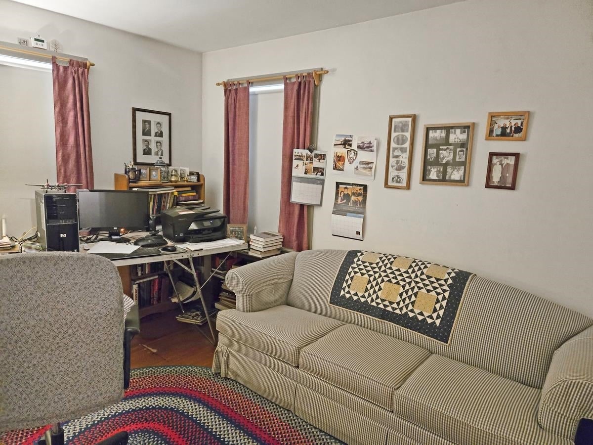 Hartford, Vermont, 05001, United States, 4 Bedrooms Bedrooms, ,4 BathroomsBathrooms,Residential,Active,1941371