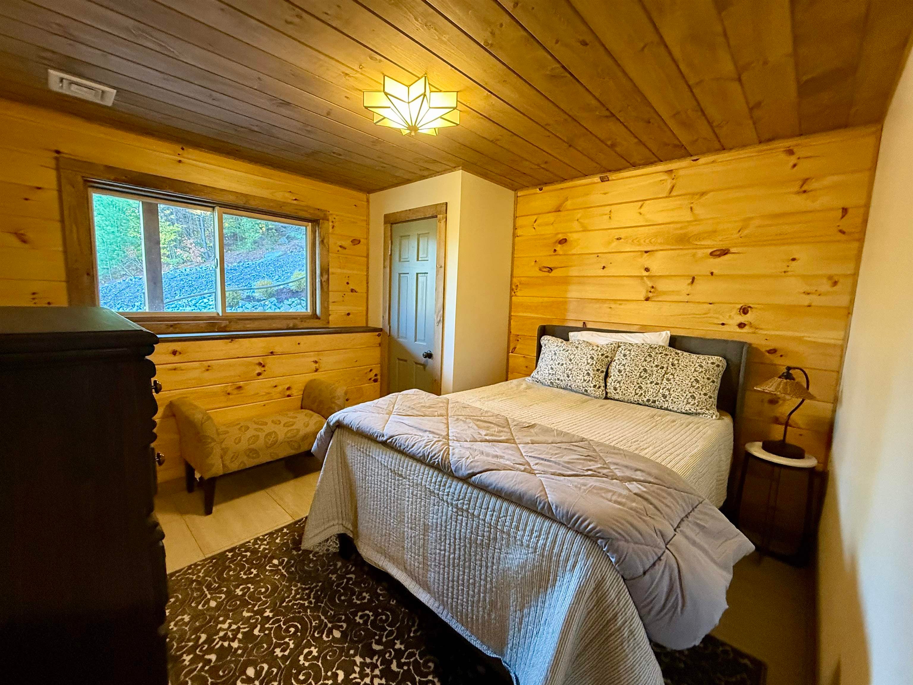 Bridgton, Maine, 04009, United States, 4 Bedrooms Bedrooms, ,2 BathroomsBathrooms,Residential,Active,1960142