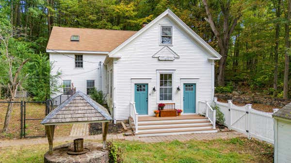 1 COTTAGE RD, KENSINGTON, NH 03833 - Image 1