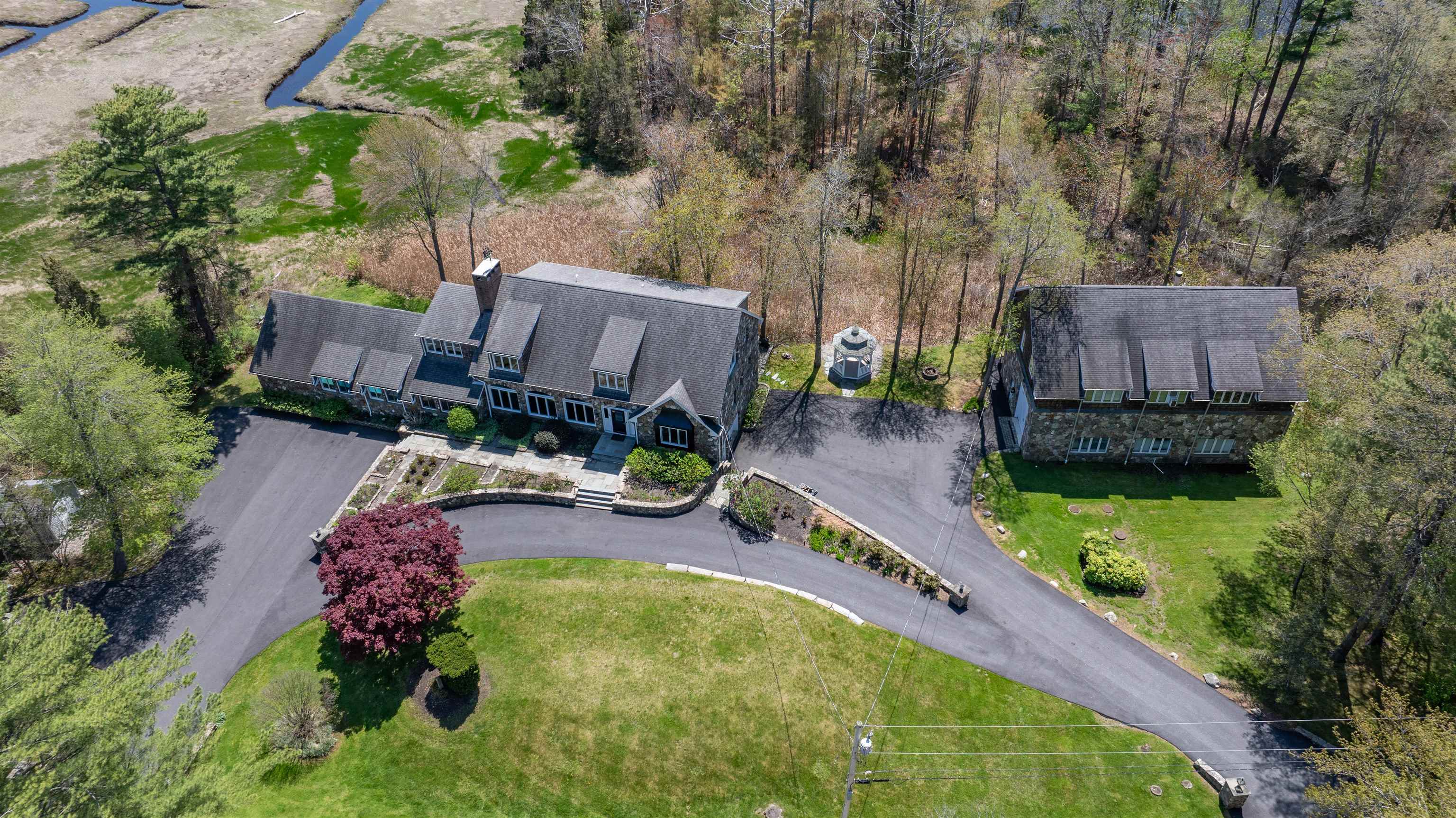 Hampton Falls, New Hampshire, 03844, United States, 7 Bedrooms Bedrooms, ,7 BathroomsBathrooms,Residential,Active,1820328