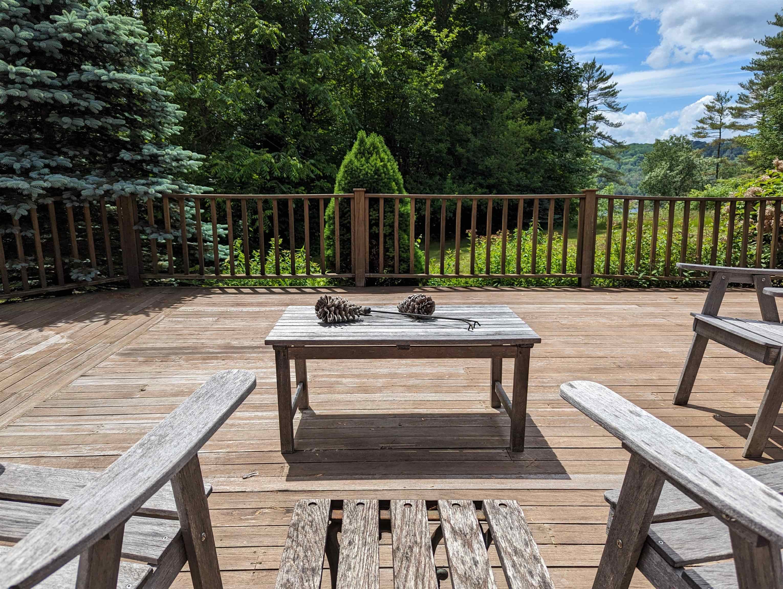 Woodbury, Vermont, 05681, United States, 3 Bedrooms Bedrooms, ,4 BathroomsBathrooms,Residential,Active,1952476