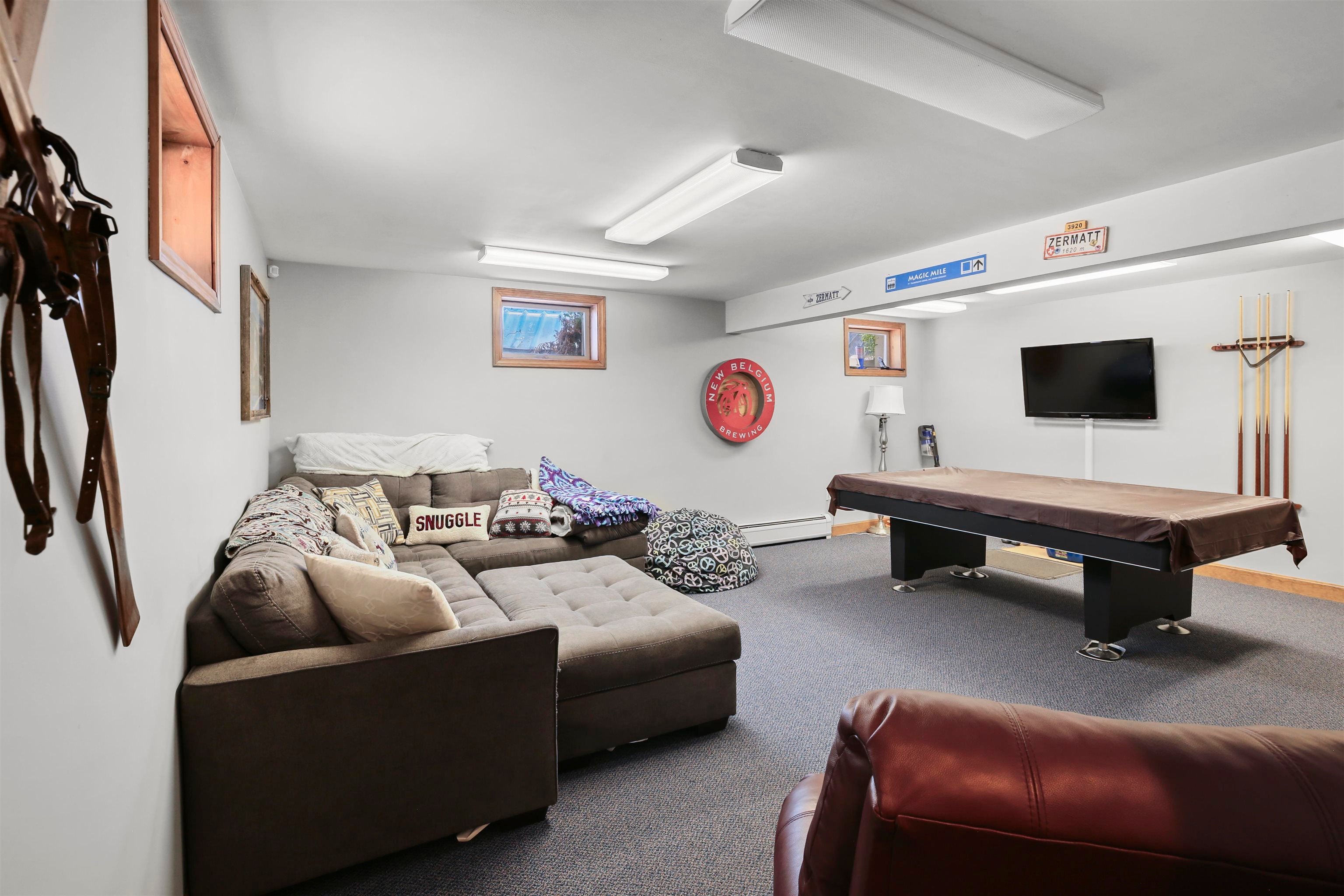 Killington, Vermont, 05751, United States, 3 Bedrooms Bedrooms, ,3 BathroomsBathrooms,Residential,Active,1884979