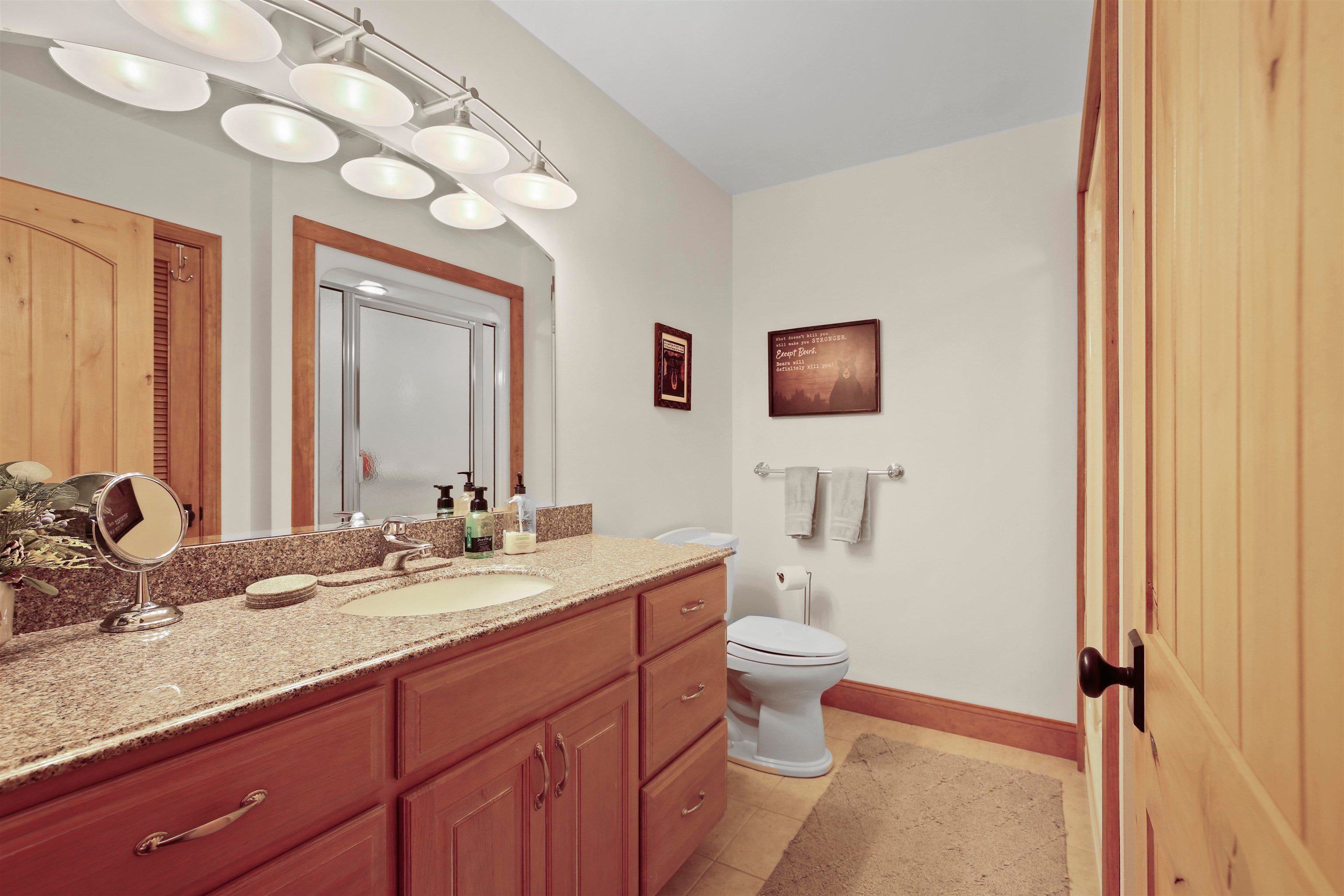 Killington, Vermont, 05751, United States, 3 Bedrooms Bedrooms, ,3 BathroomsBathrooms,Residential,Active,1884979