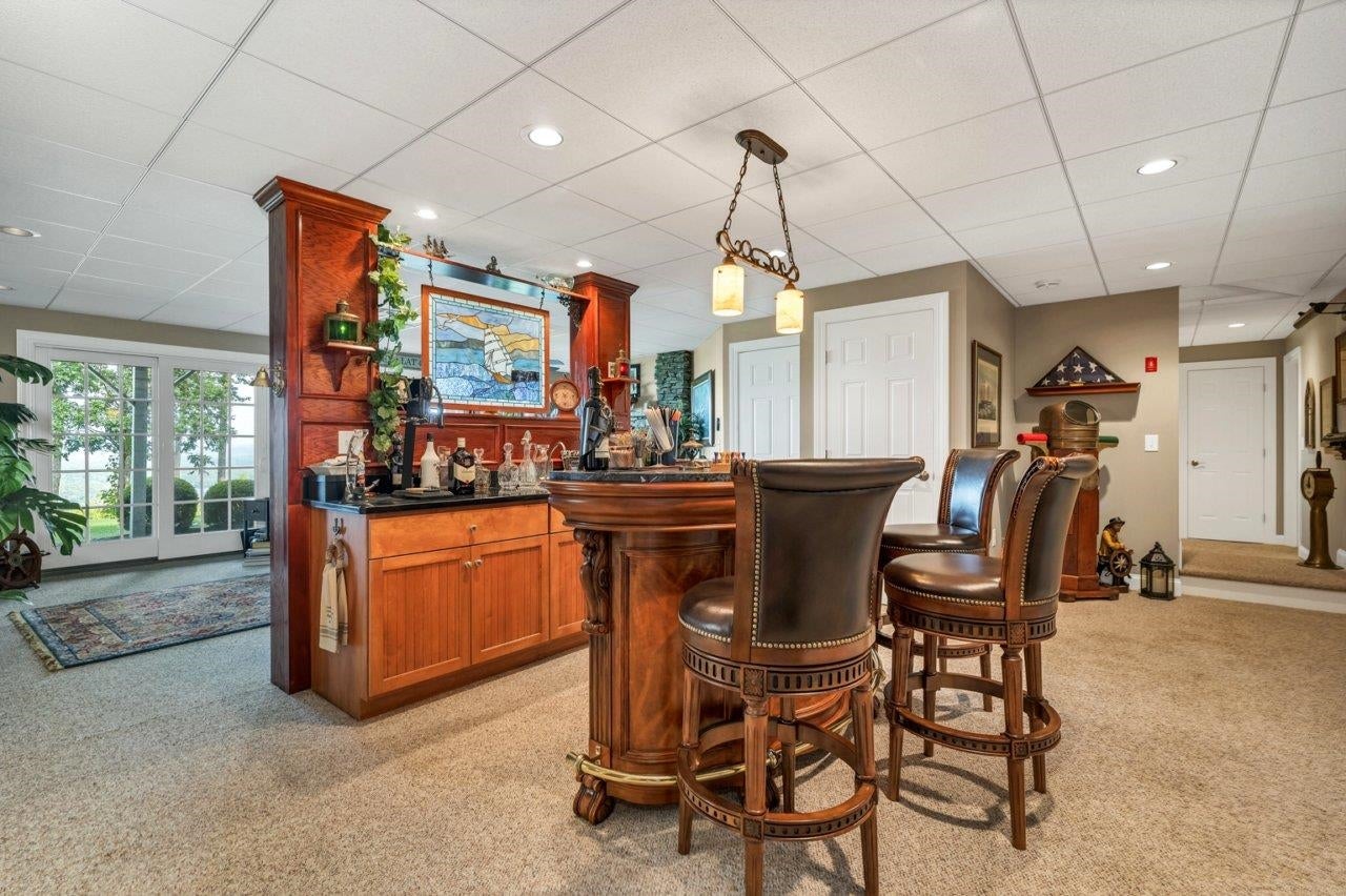 Center Harbor, New Hampshire, 03226, United States, 4 Bedrooms Bedrooms, ,5 BathroomsBathrooms,Residential,Active,1904713