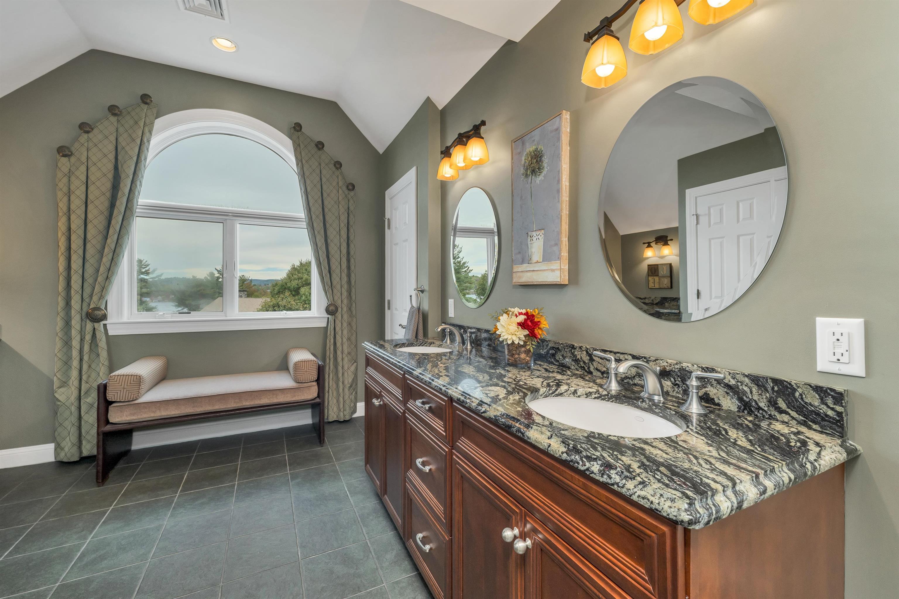 Laconia, New Hampshire, 03246, United States, 5 Bedrooms Bedrooms, ,4 BathroomsBathrooms,Residential,Active,1964500