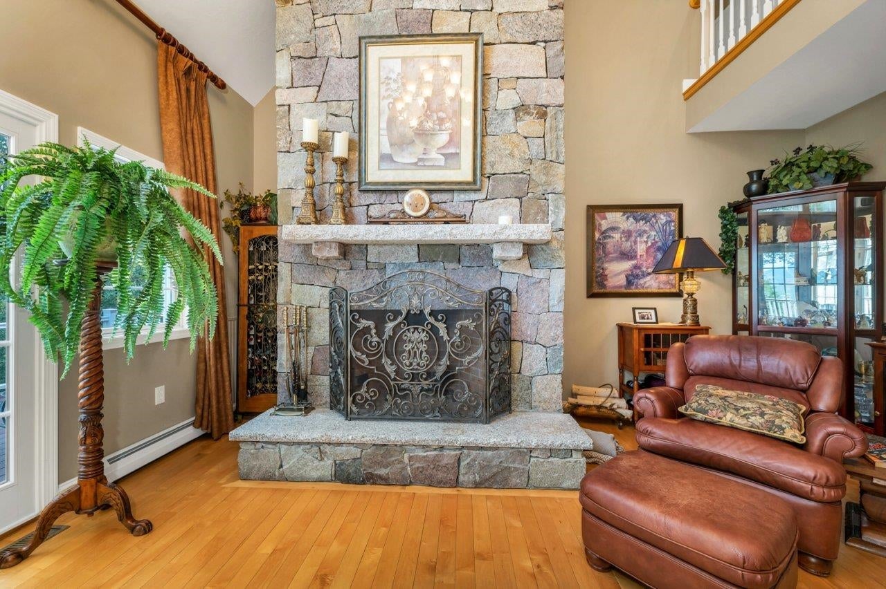 Center Harbor, New Hampshire, 03226, United States, 4 Bedrooms Bedrooms, ,5 BathroomsBathrooms,Residential,Active,1904713