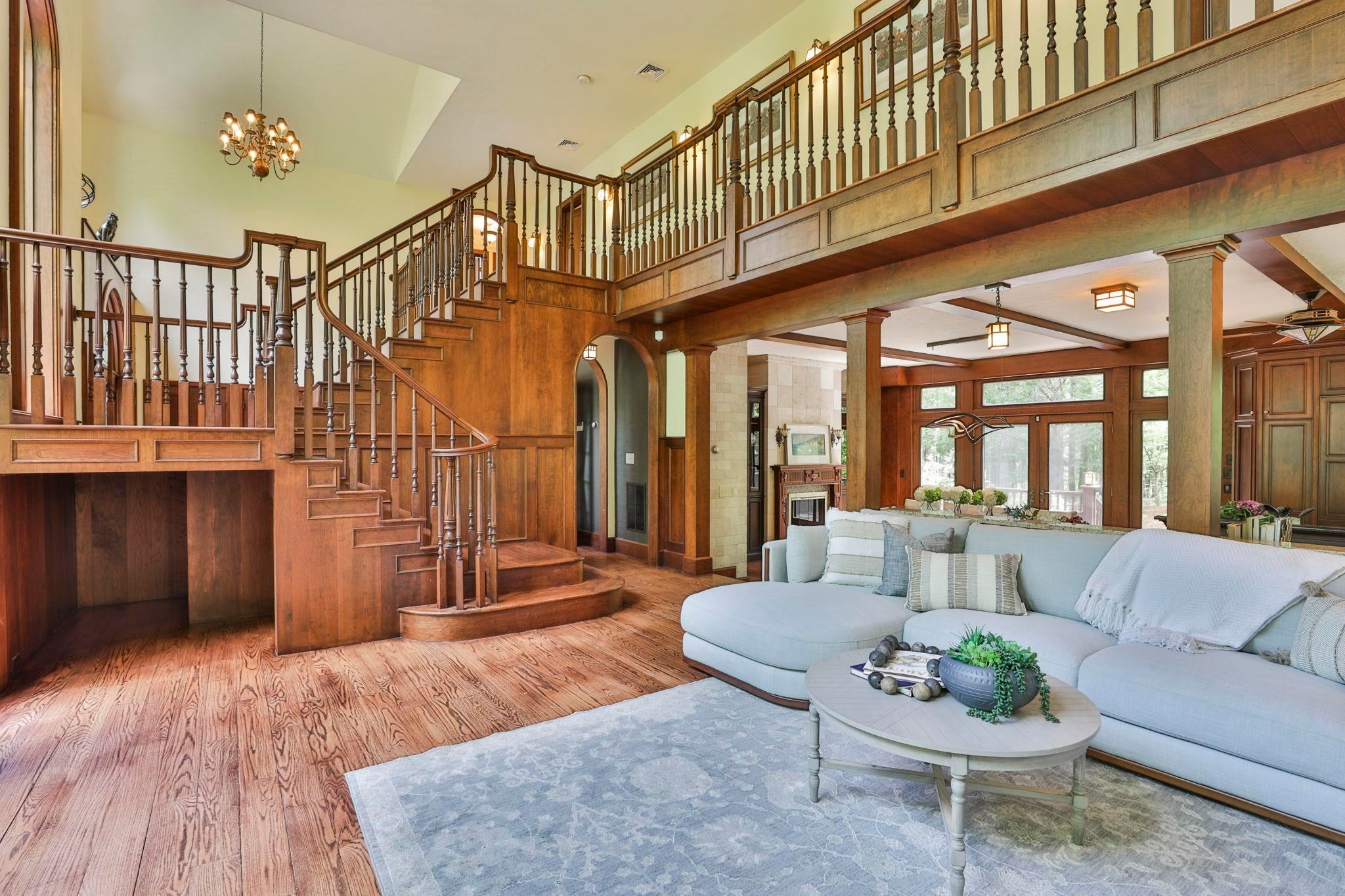 Wilton, New Hampshire, 03086, United States, 5 Bedrooms Bedrooms, ,4 BathroomsBathrooms,Residential,Active,2052126