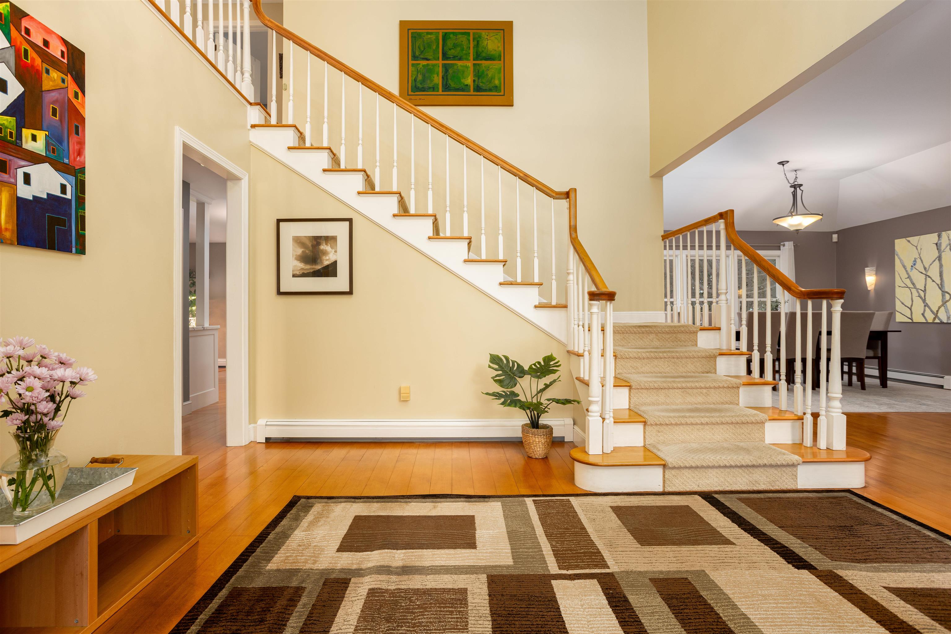 Shelburne, Vermont, 05482, United States, 3 Bedrooms Bedrooms, ,4 BathroomsBathrooms,Residential,Active,1962170