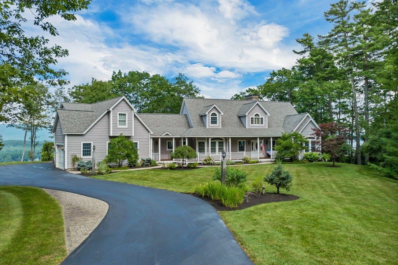 Center Harbor, New Hampshire, 03226, United States, 4 Bedrooms Bedrooms, ,5 BathroomsBathrooms,Residential,Active,1904713