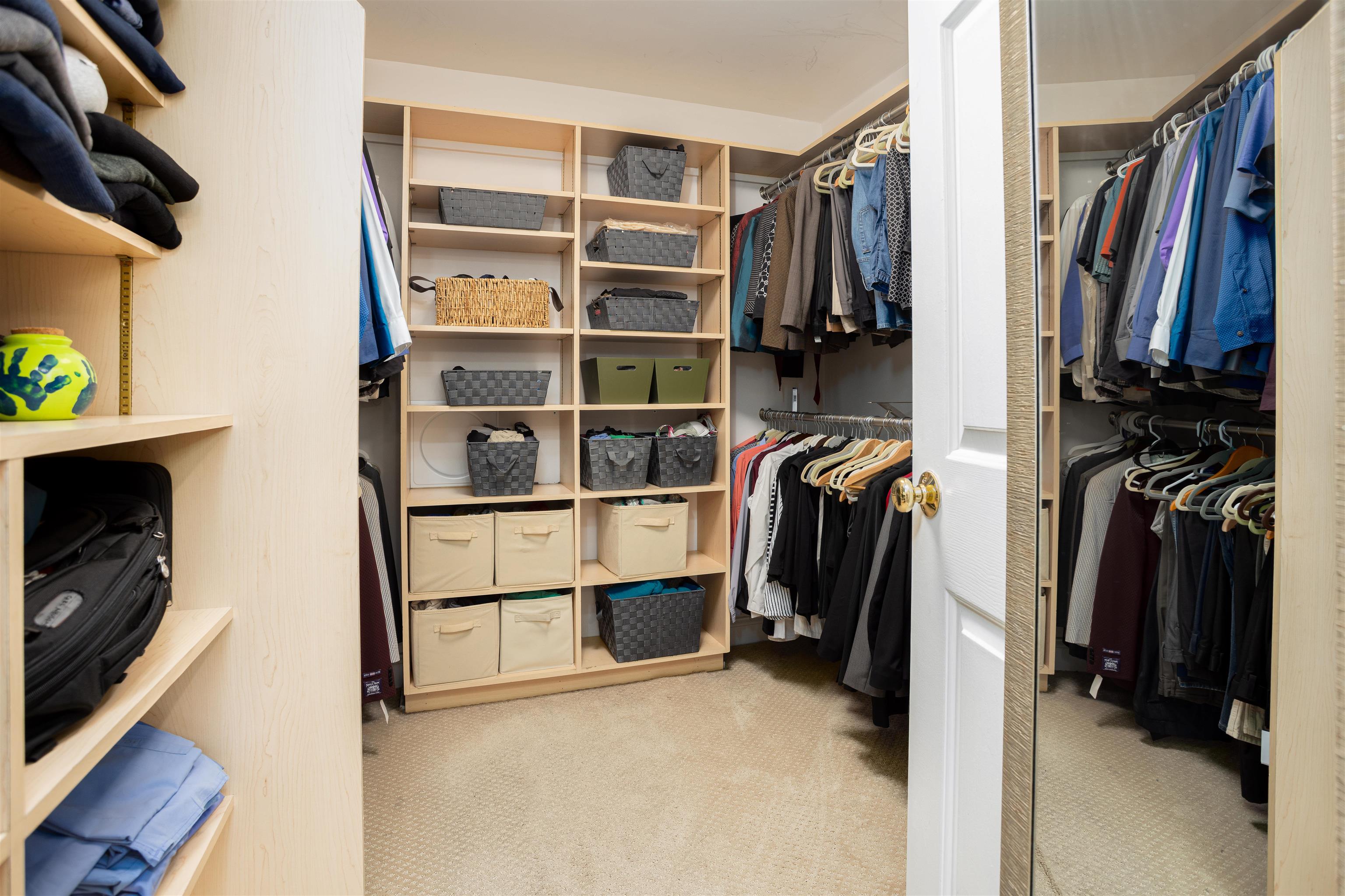 Shelburne, Vermont, 05482, United States, 3 Bedrooms Bedrooms, ,4 BathroomsBathrooms,Residential,Active,1962170