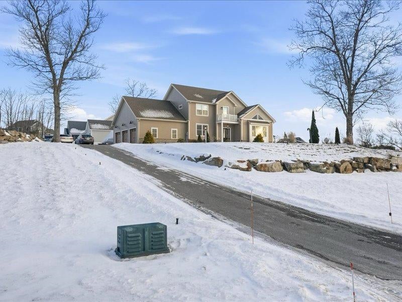 Pelham, New Hampshire, 03076, United States, 3 Bedrooms Bedrooms, ,3 BathroomsBathrooms,Residential,Active,2007950