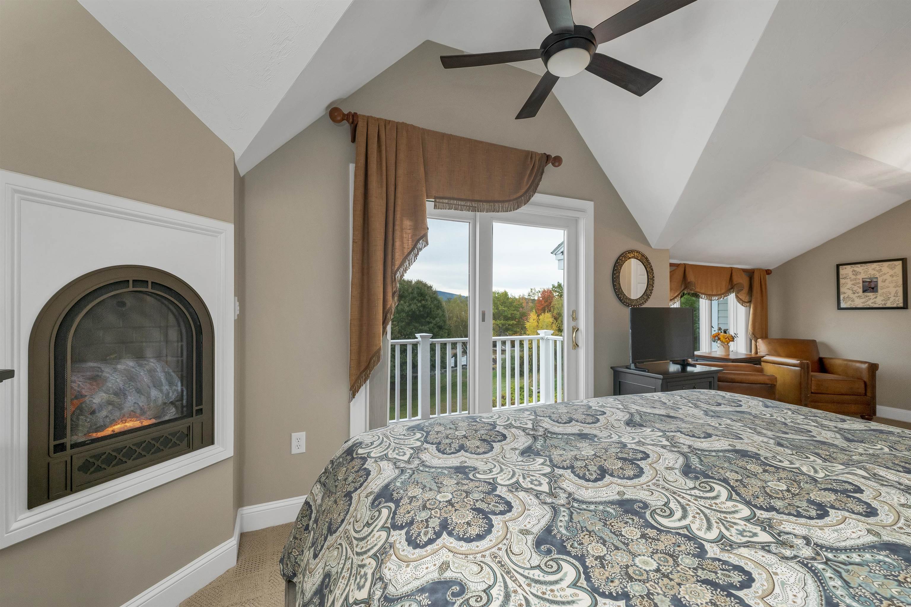 Laconia, New Hampshire, 03246, United States, 5 Bedrooms Bedrooms, ,4 BathroomsBathrooms,Residential,Active,1964500