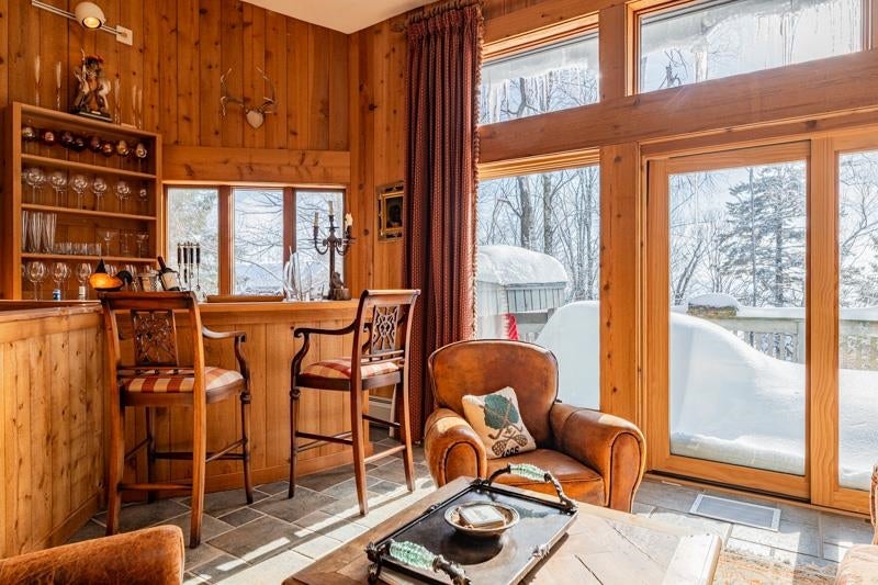 Peru, Vermont, 05152, United States, 5 Bedrooms Bedrooms, ,5 BathroomsBathrooms,Residential,Active,2014570