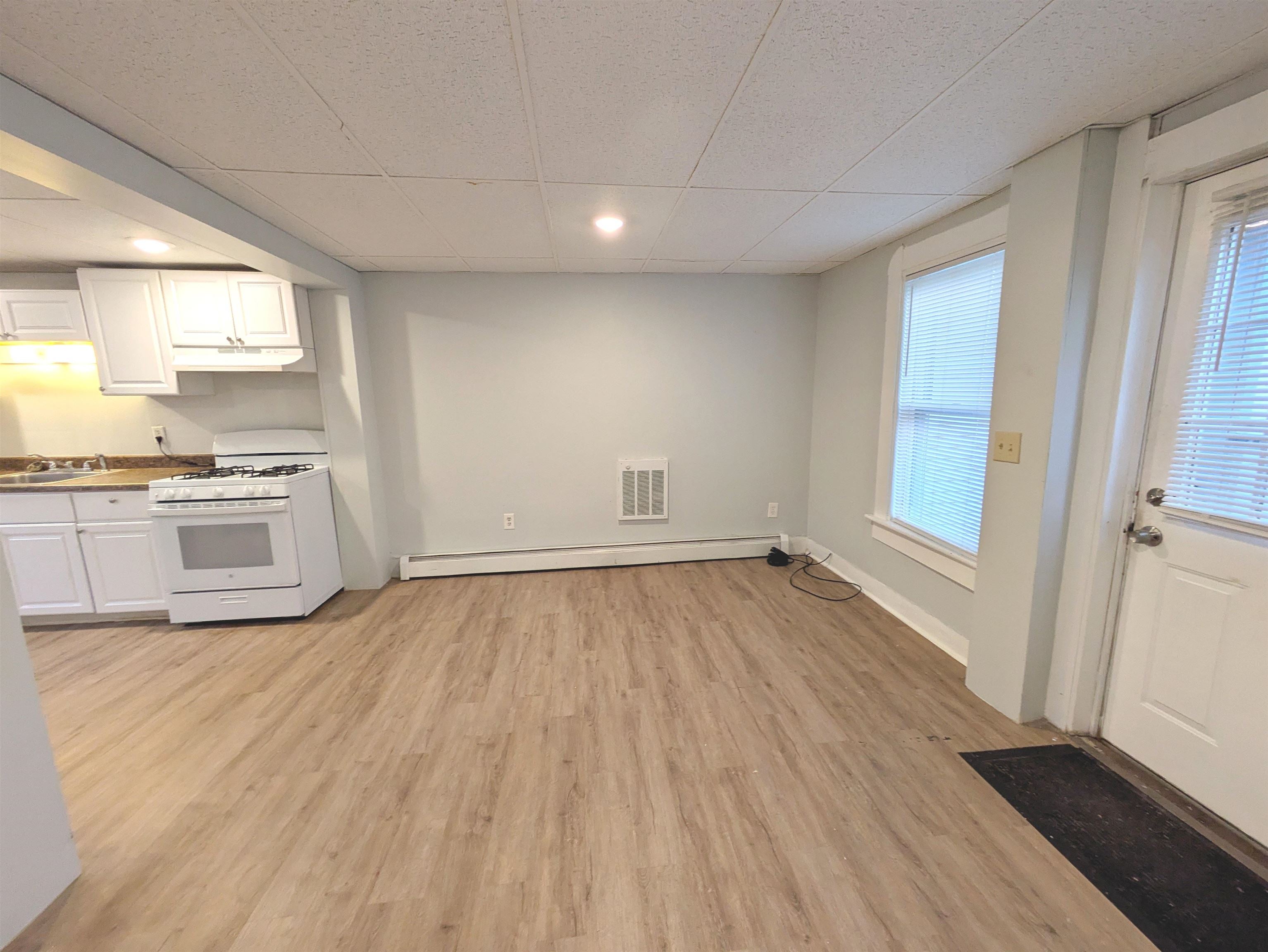 Salem, New Hampshire, 03079, United States, ,Residential,Active,1820330