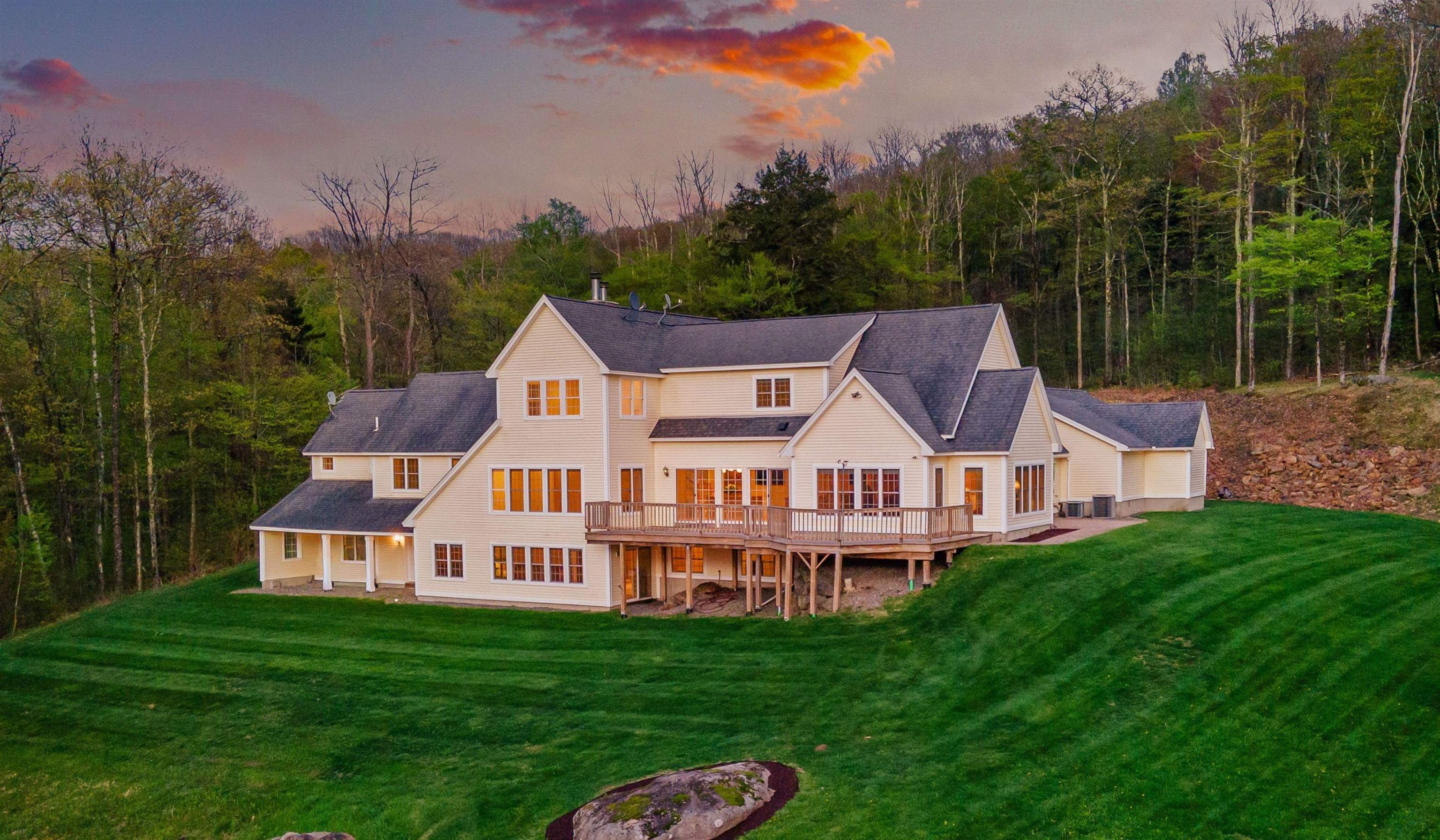 Sullivan, New Hampshire, 03445, United States, 5 Bedrooms Bedrooms, ,4 BathroomsBathrooms,Residential,Active,2052047