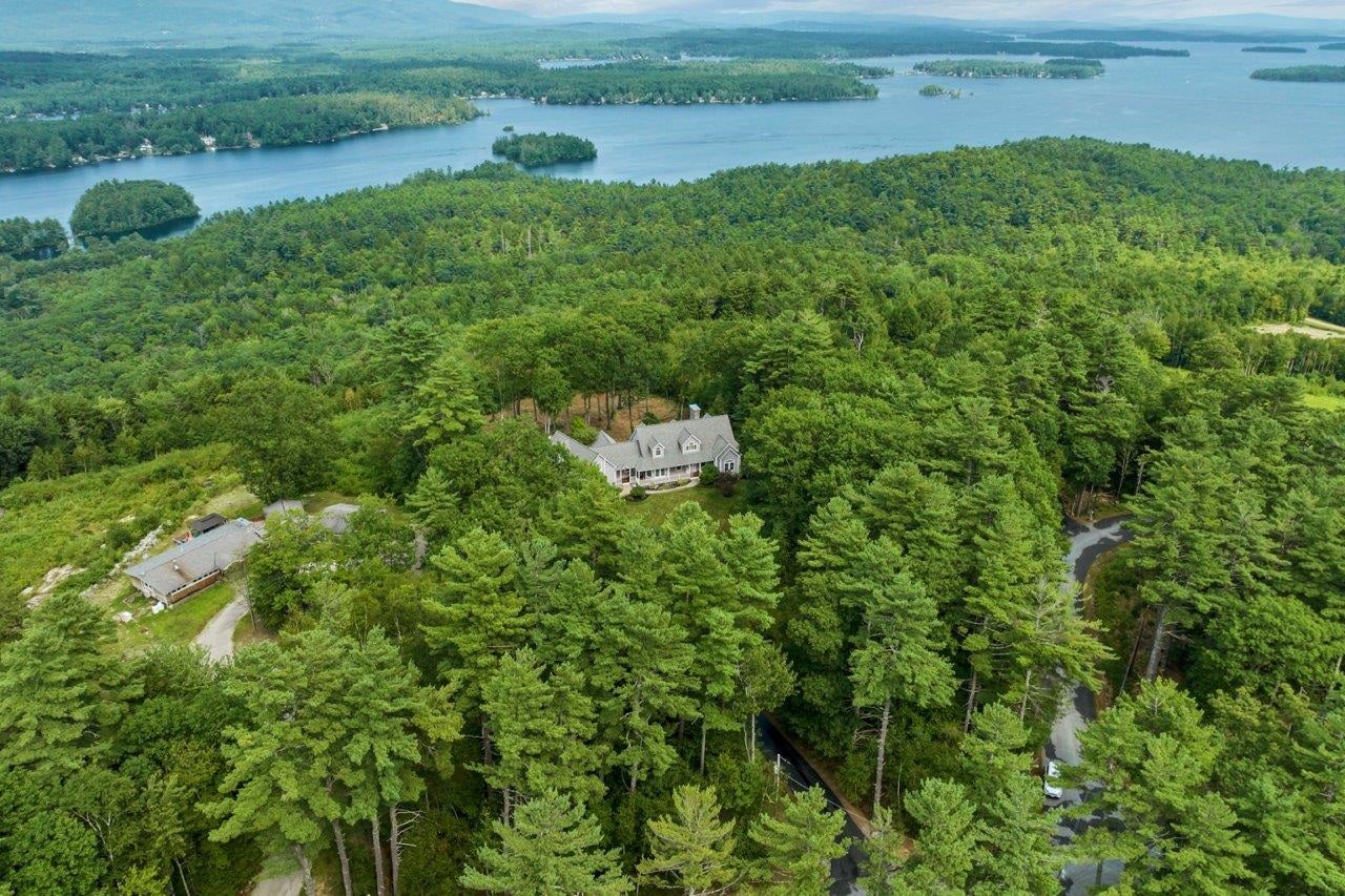 Center Harbor, New Hampshire, 03226, United States, 4 Bedrooms Bedrooms, ,5 BathroomsBathrooms,Residential,Active,1904713