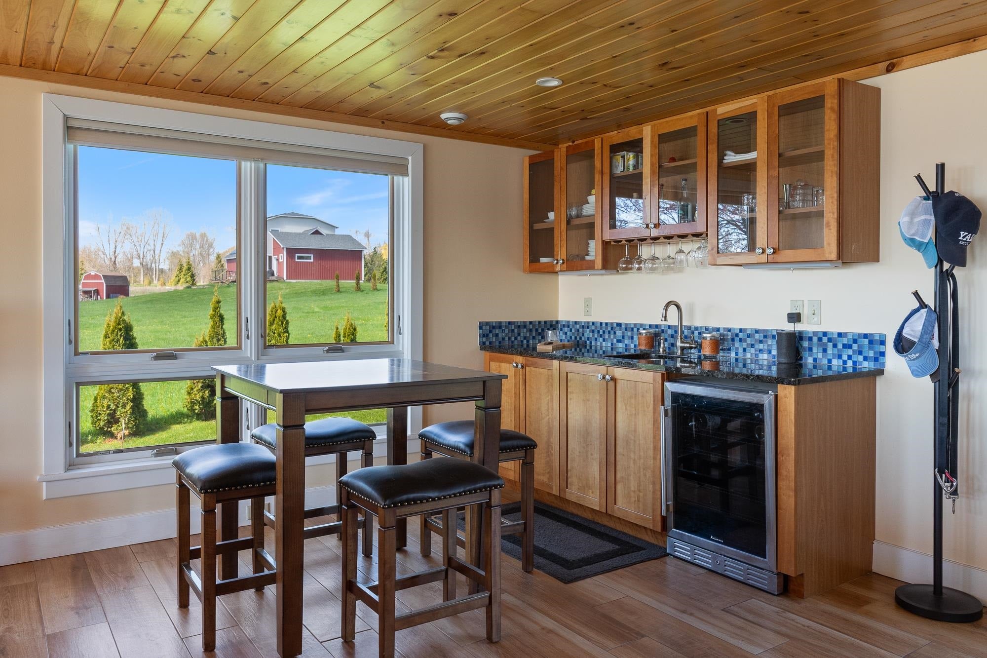 South Hero, Vermont, 05486, United States, 3 Bedrooms Bedrooms, ,5 BathroomsBathrooms,Residential,Active,2045566